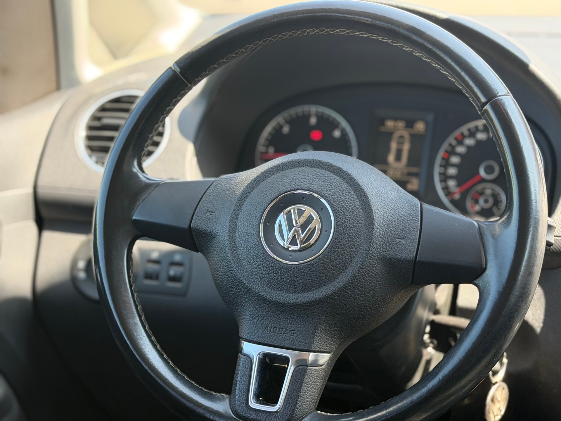 VW Caddy Maxi 1.6 TDI CR Blue Motion Family CUP-image-9