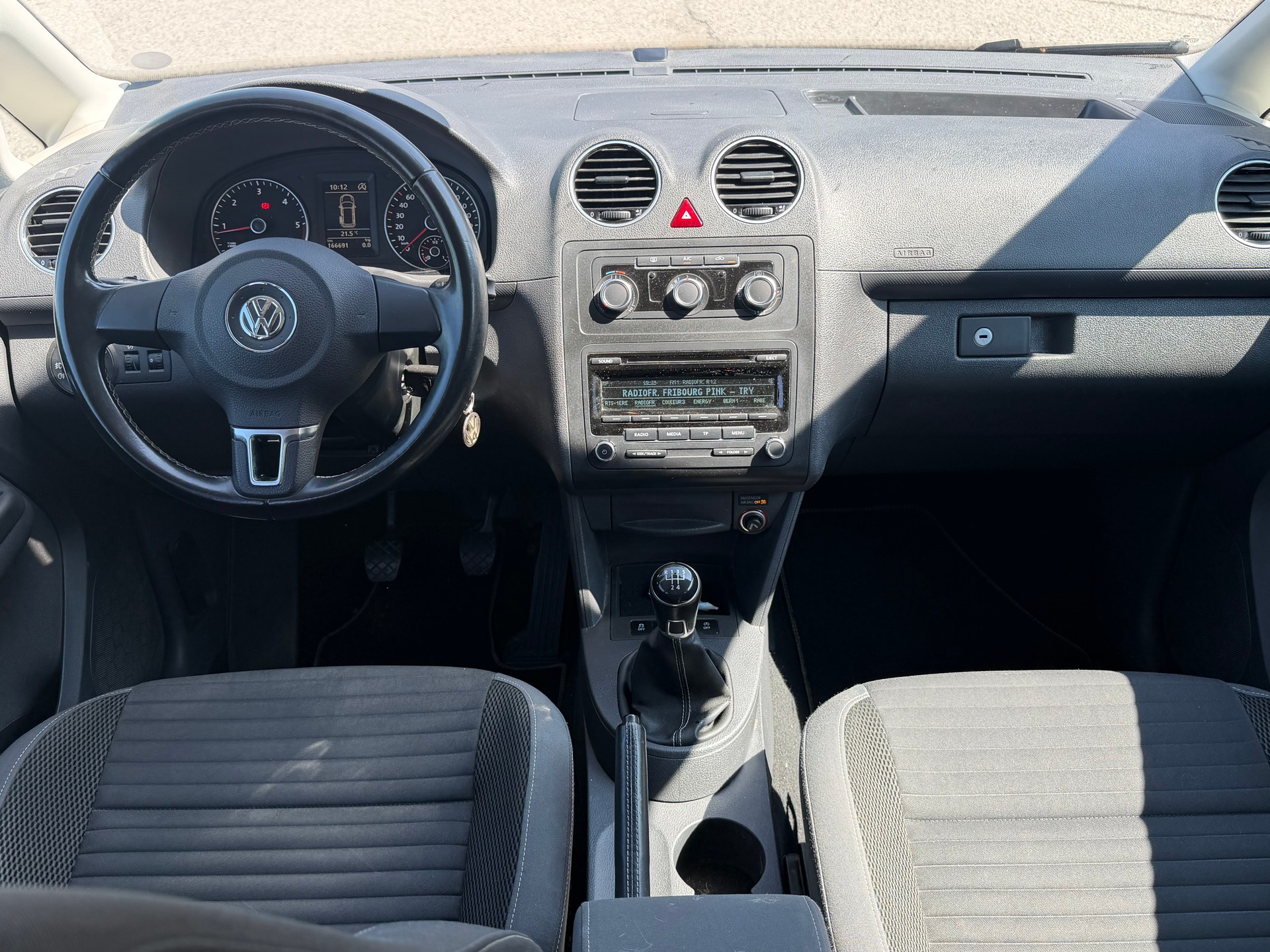 VW Caddy Maxi 1.6 TDI CR Blue Motion Family CUP-image-6