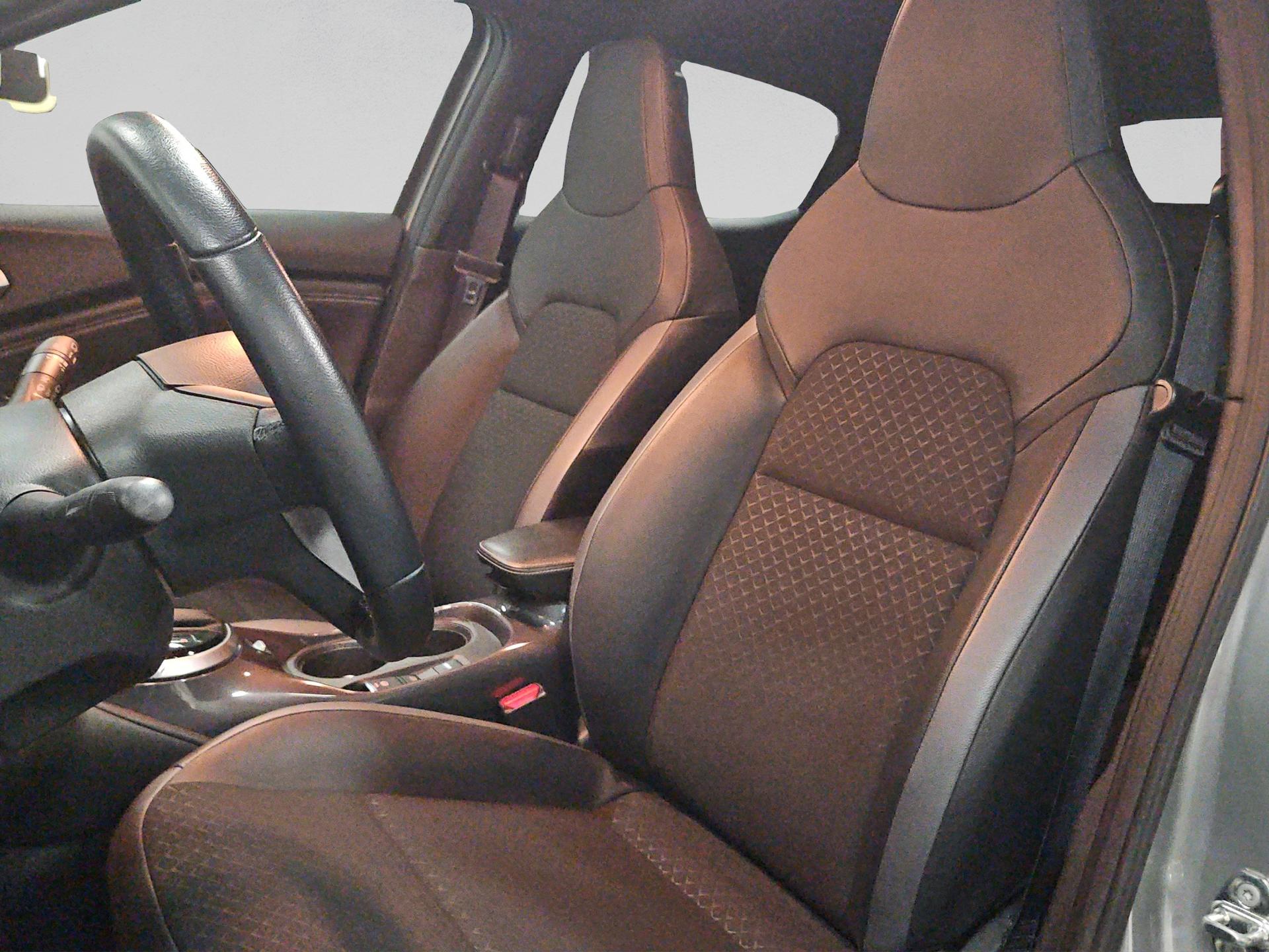 NISSAN Juke 1.6 FHEV N-Connecta-image-8