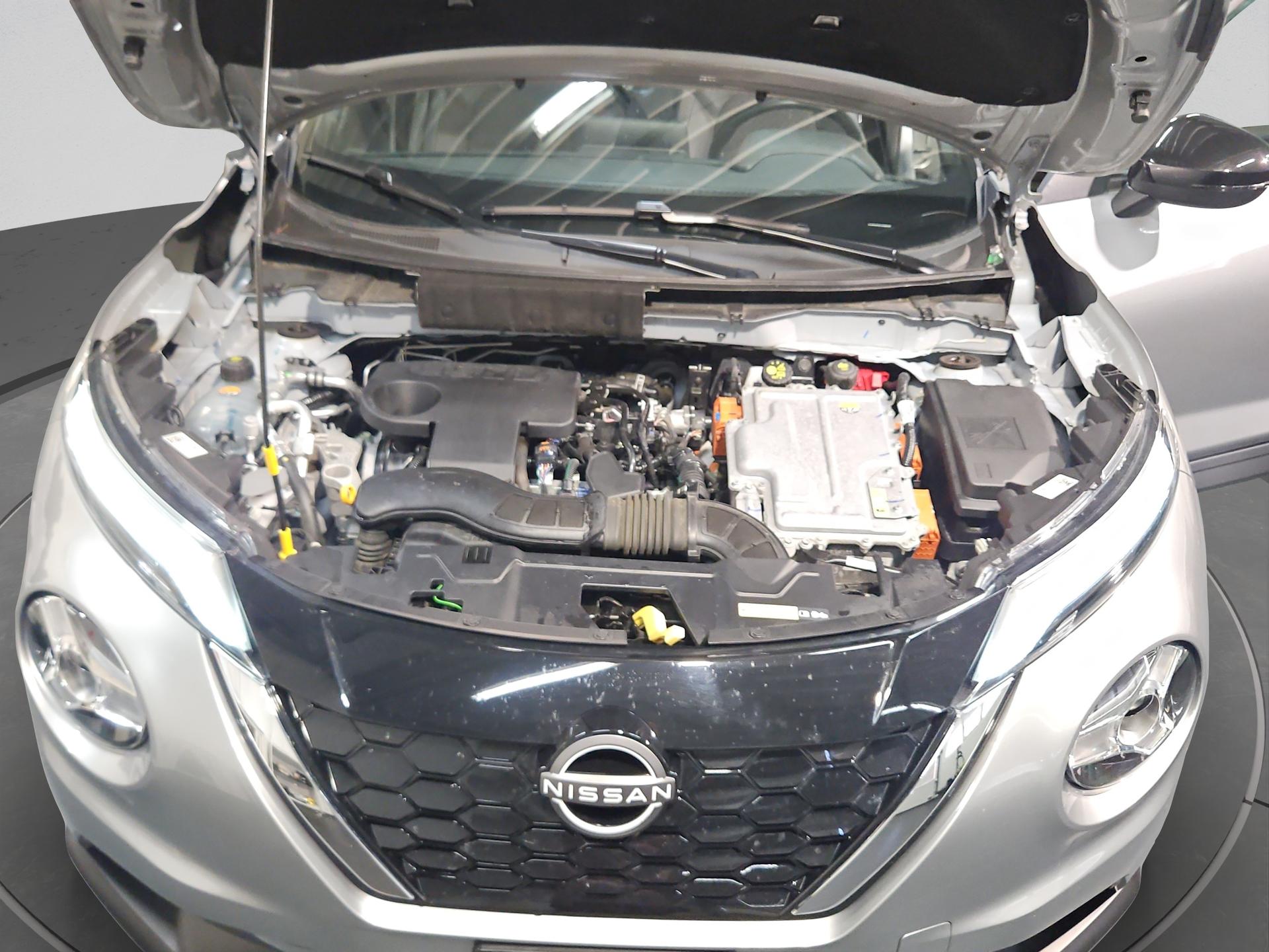 NISSAN Juke 1.6 FHEV N-Connecta-image-24