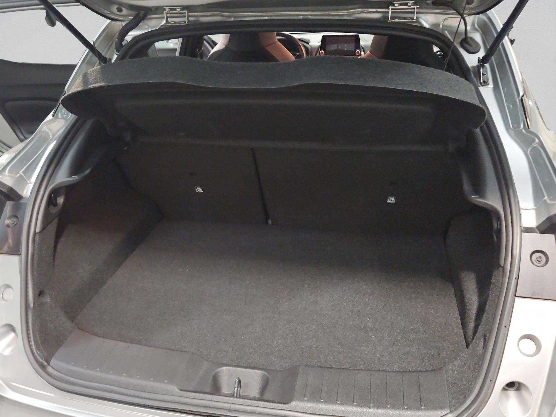 NISSAN Juke 1.6 FHEV N-Connecta-image-15