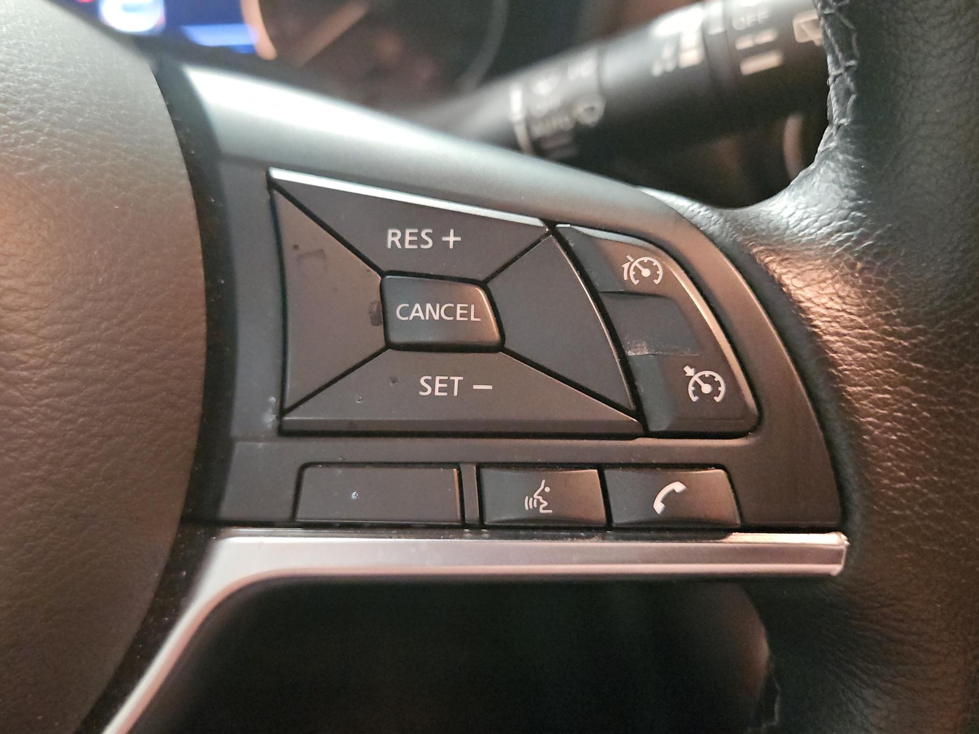 NISSAN Juke 1.6 FHEV N-Connecta-image-19
