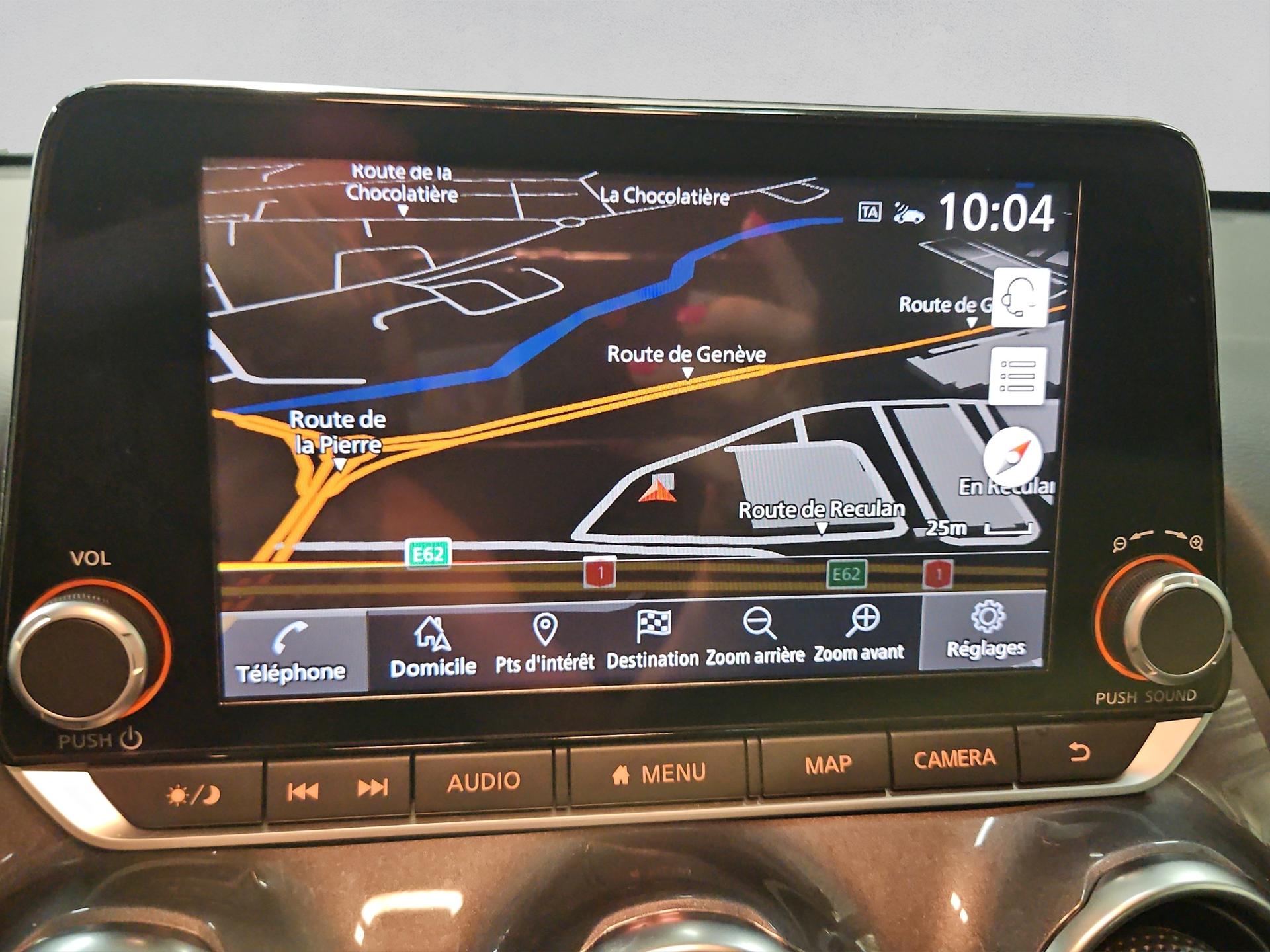 NISSAN Juke 1.6 FHEV N-Connecta-image-12