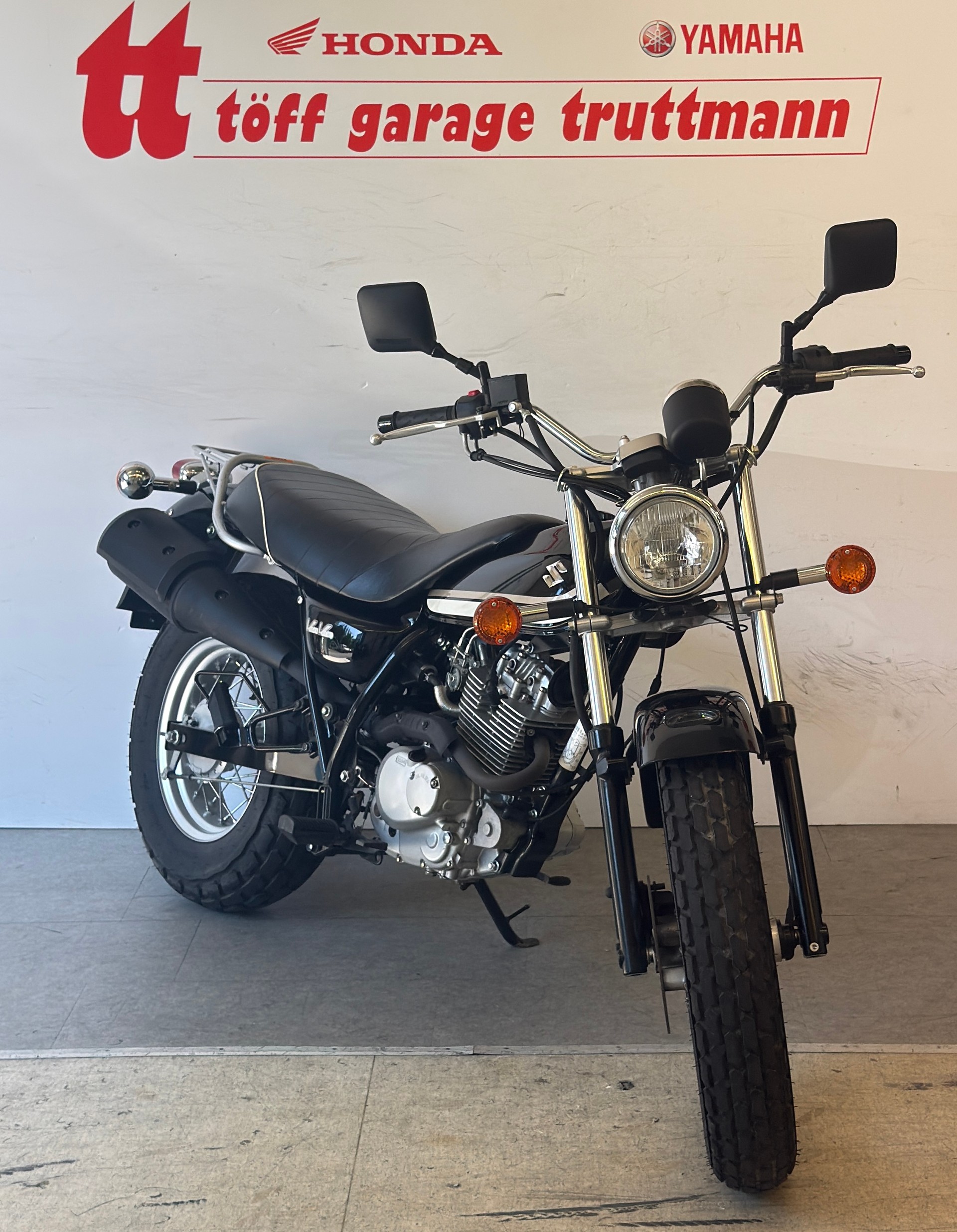 SUZUKI RV 125 VanVan-showroom-element-2
