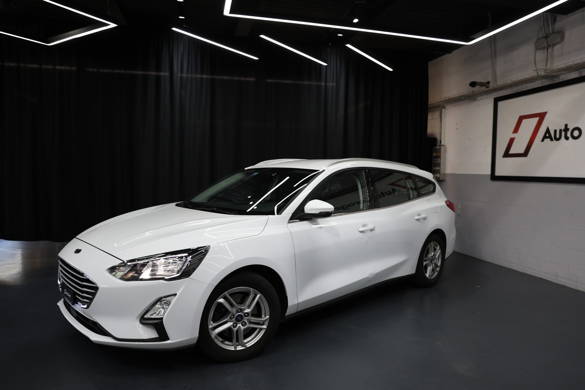 FORD Focus 1.0 SCTi Cool Connect-image-11