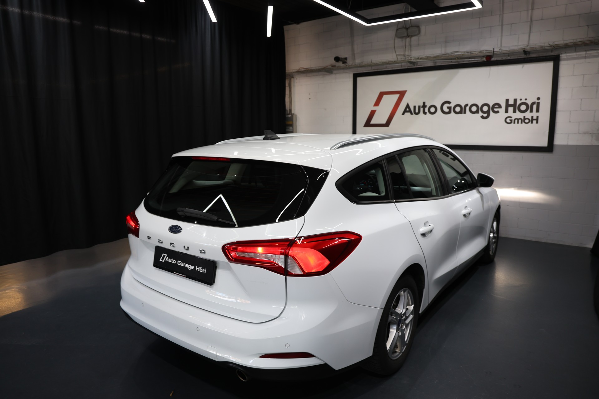 FORD Focus 1.0 SCTi Cool Connect-image-17