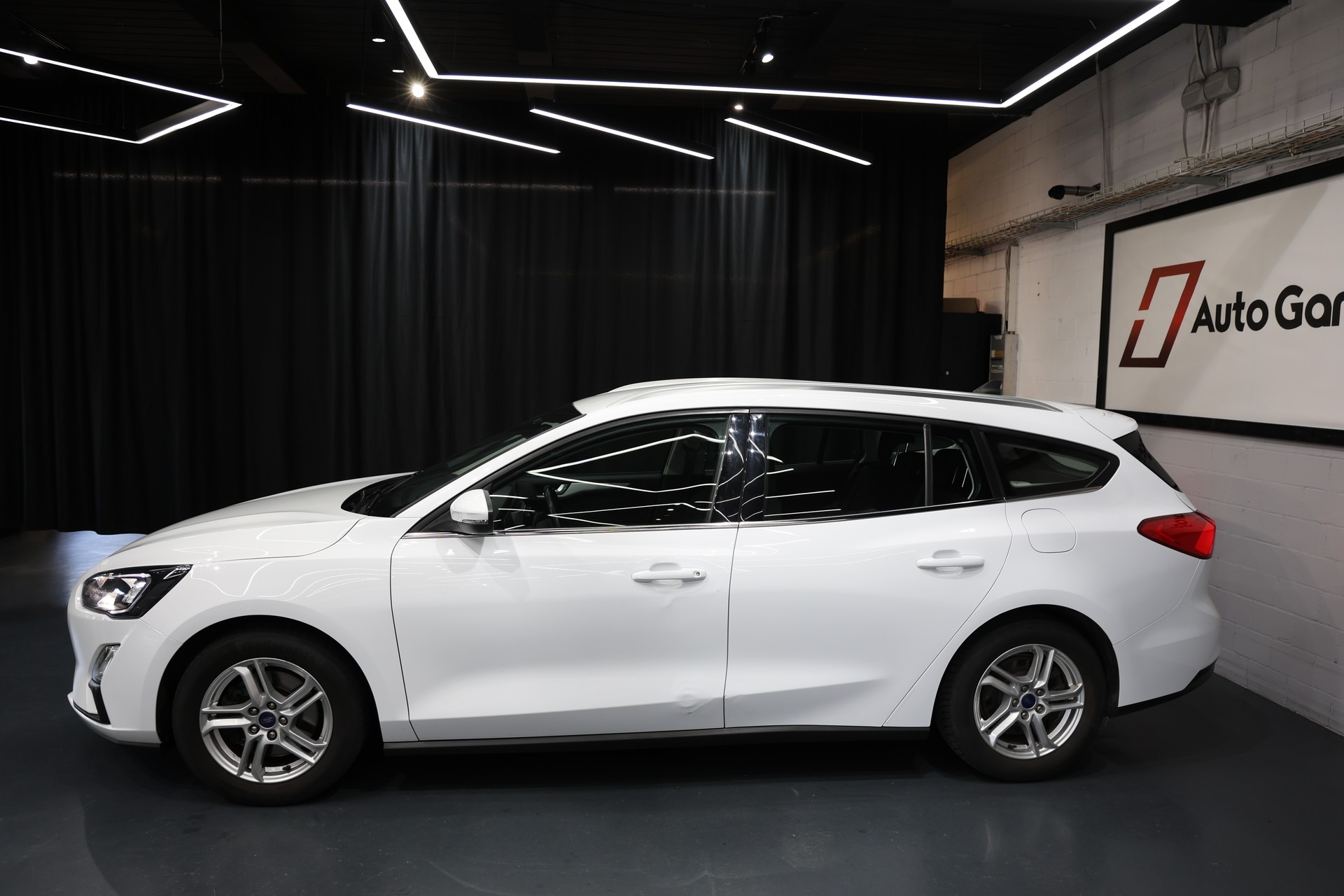 FORD Focus 1.0 SCTi Cool Connect-image-7