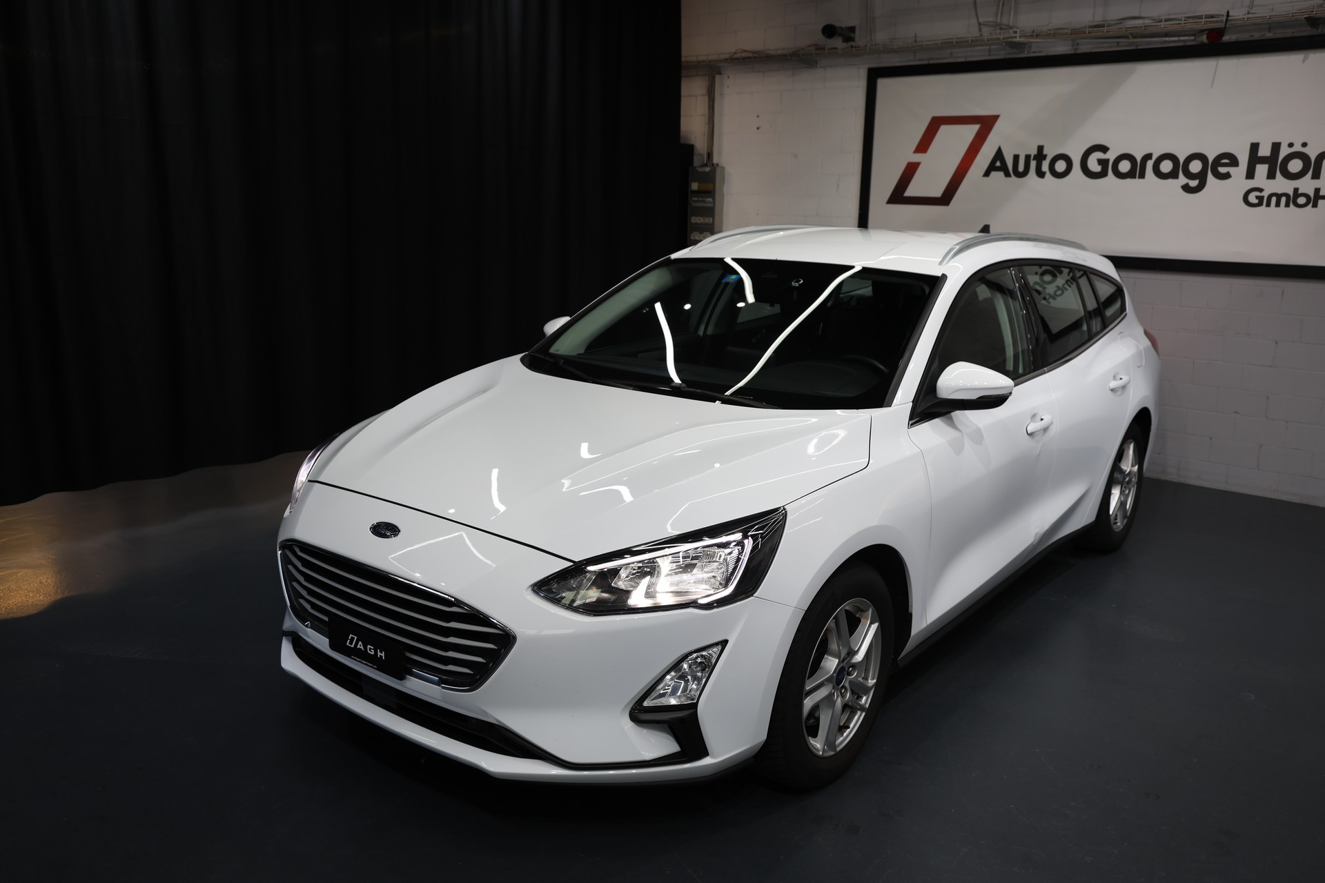 FORD Focus 1.0 SCTi Cool Connect-image-1