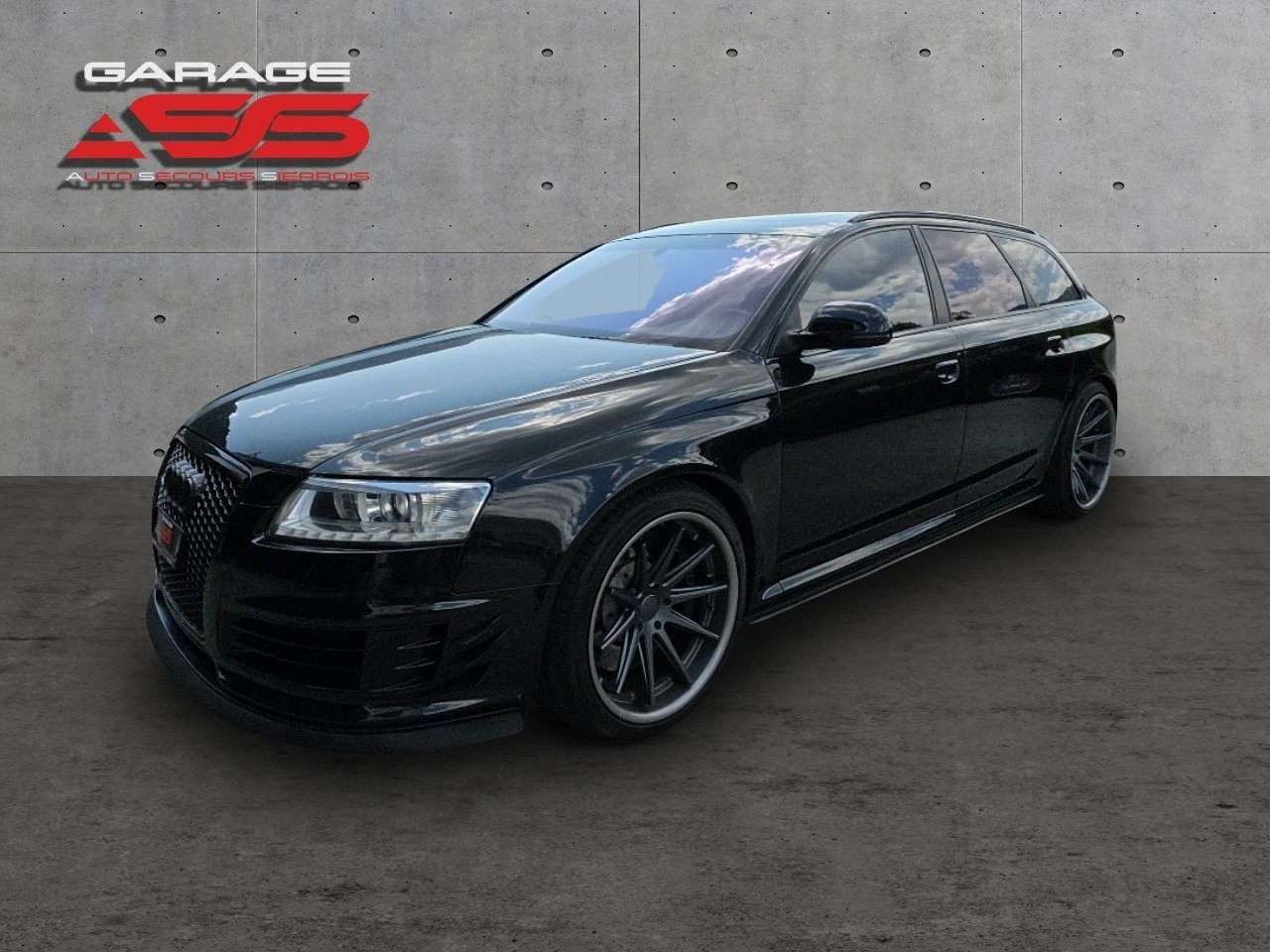 AUDI RS6 Avant 5.0 TFSI V10 quattro tiptronic-image-1