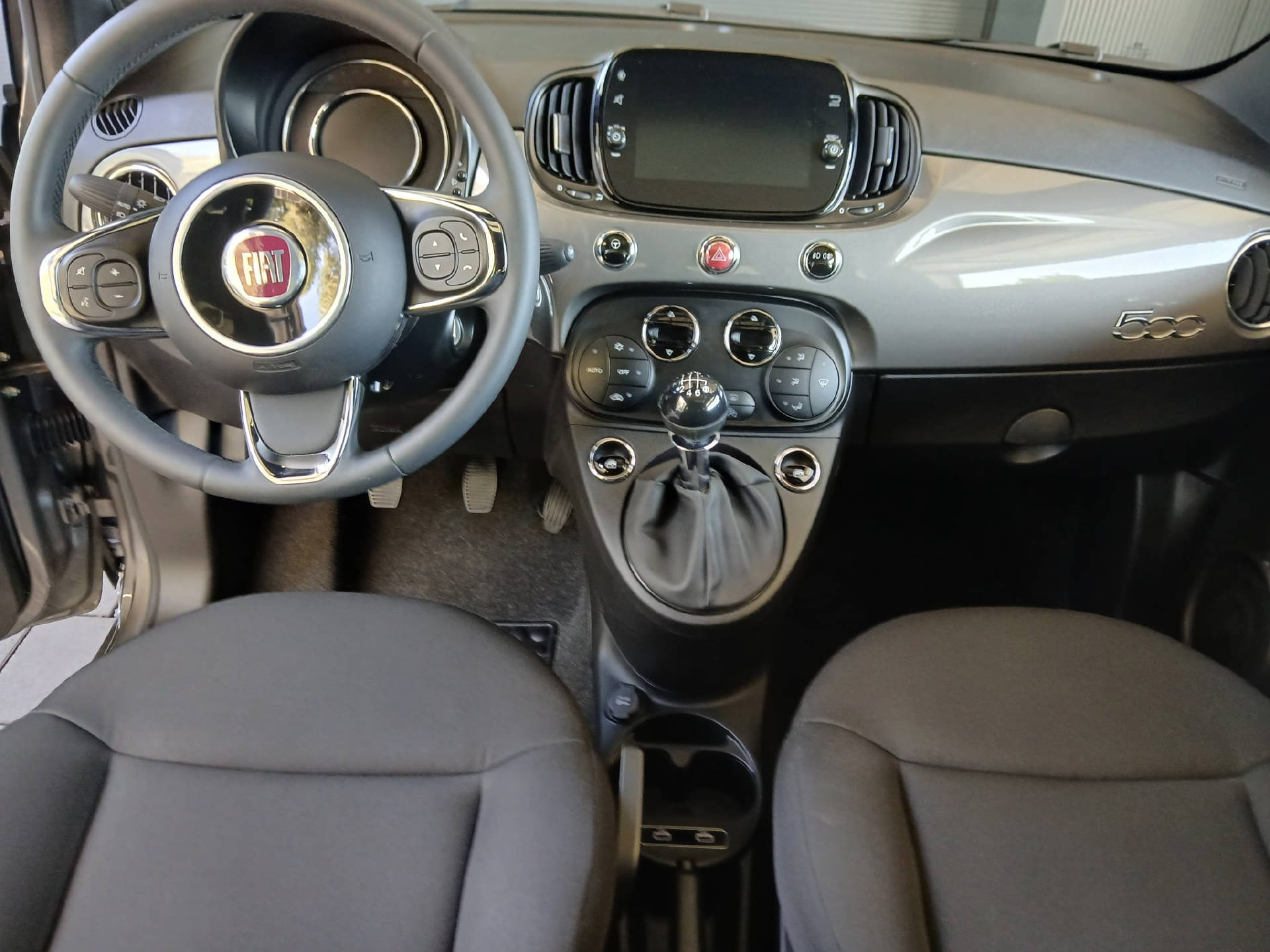 FIAT 500 1.0 Hybrid Lounge-image-6