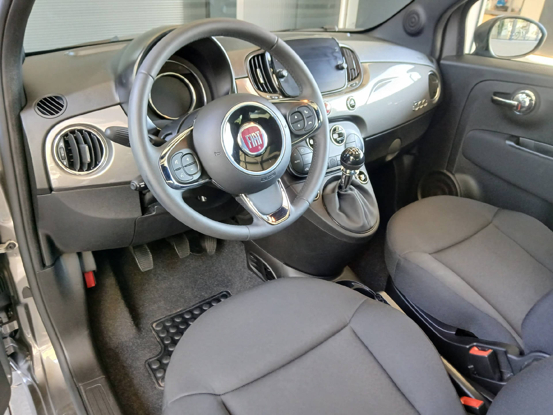 FIAT 500 1.0 Hybrid Lounge-image-5