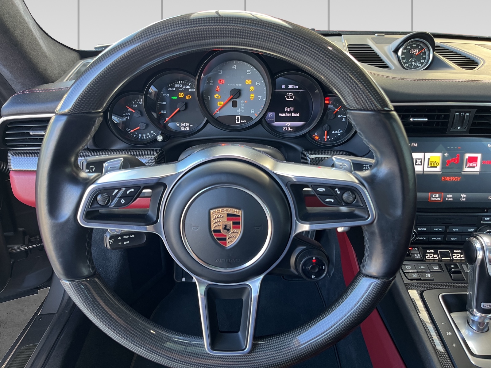 PORSCHE 911 Carrera 4S PDK-image-8