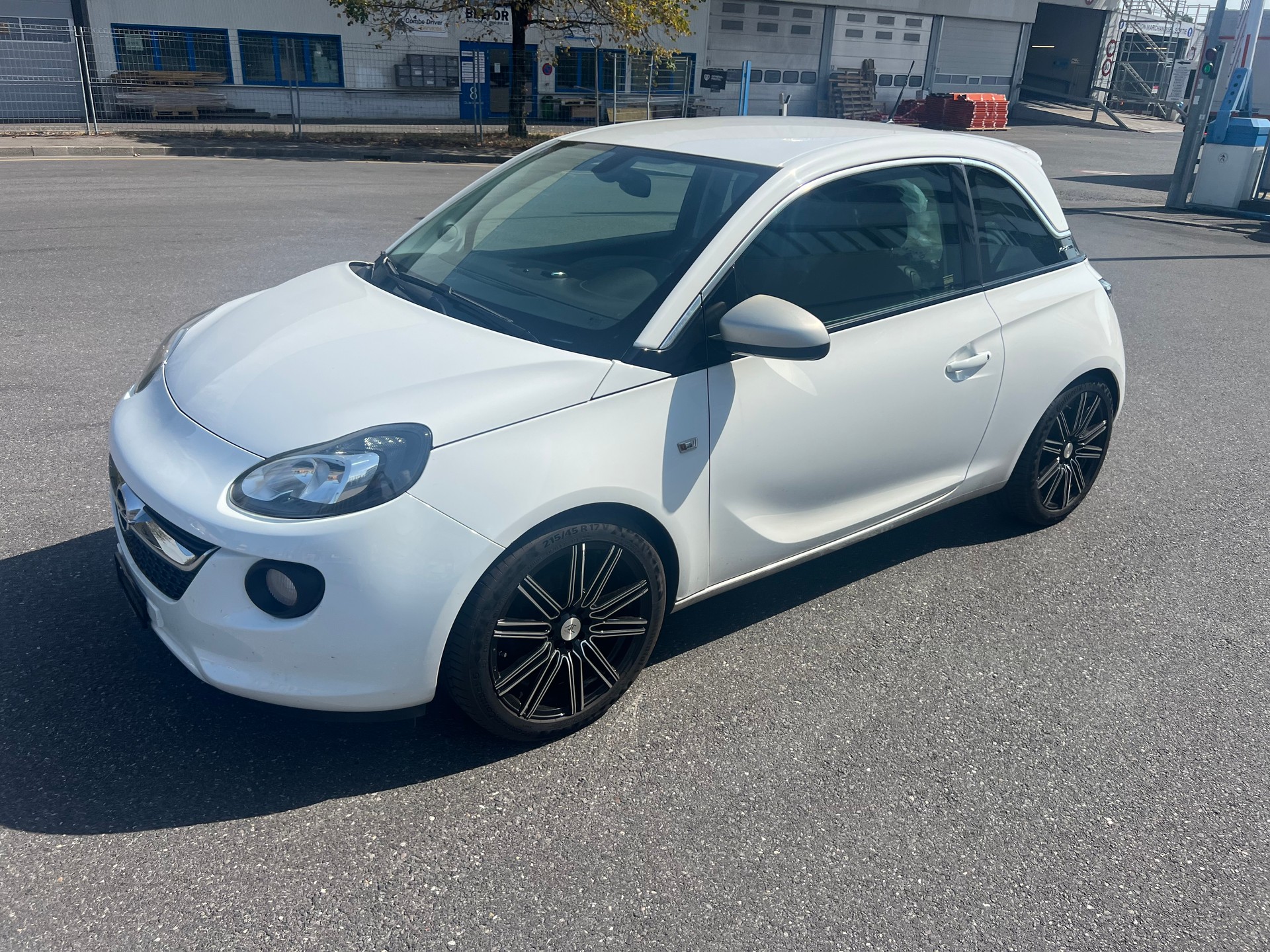 OPEL Adam 1.4 ecoFLEX White Link-image-0