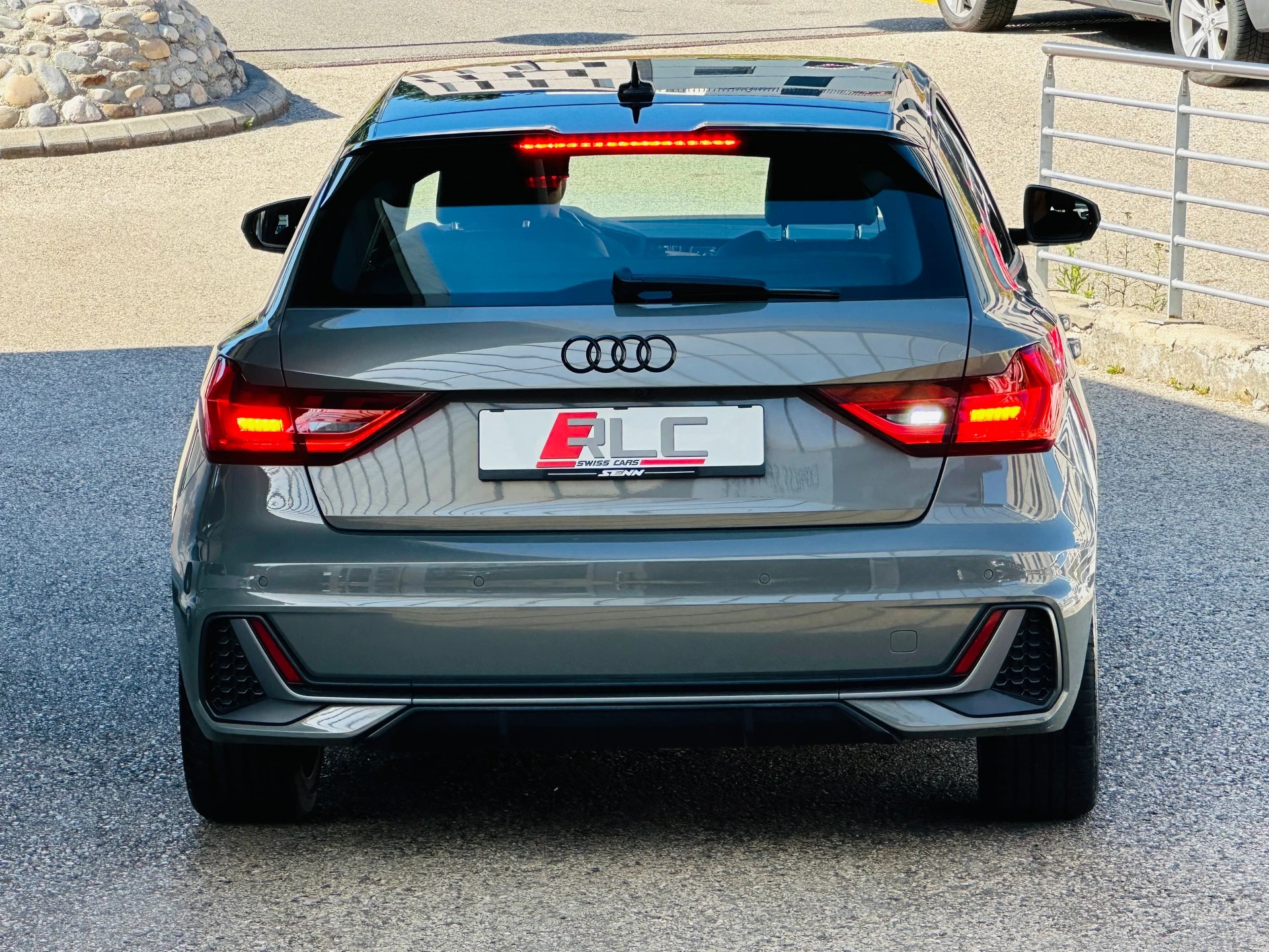 AUDI A1 Sportback 30 TFSI S Line Attraction S-tronic-image-10