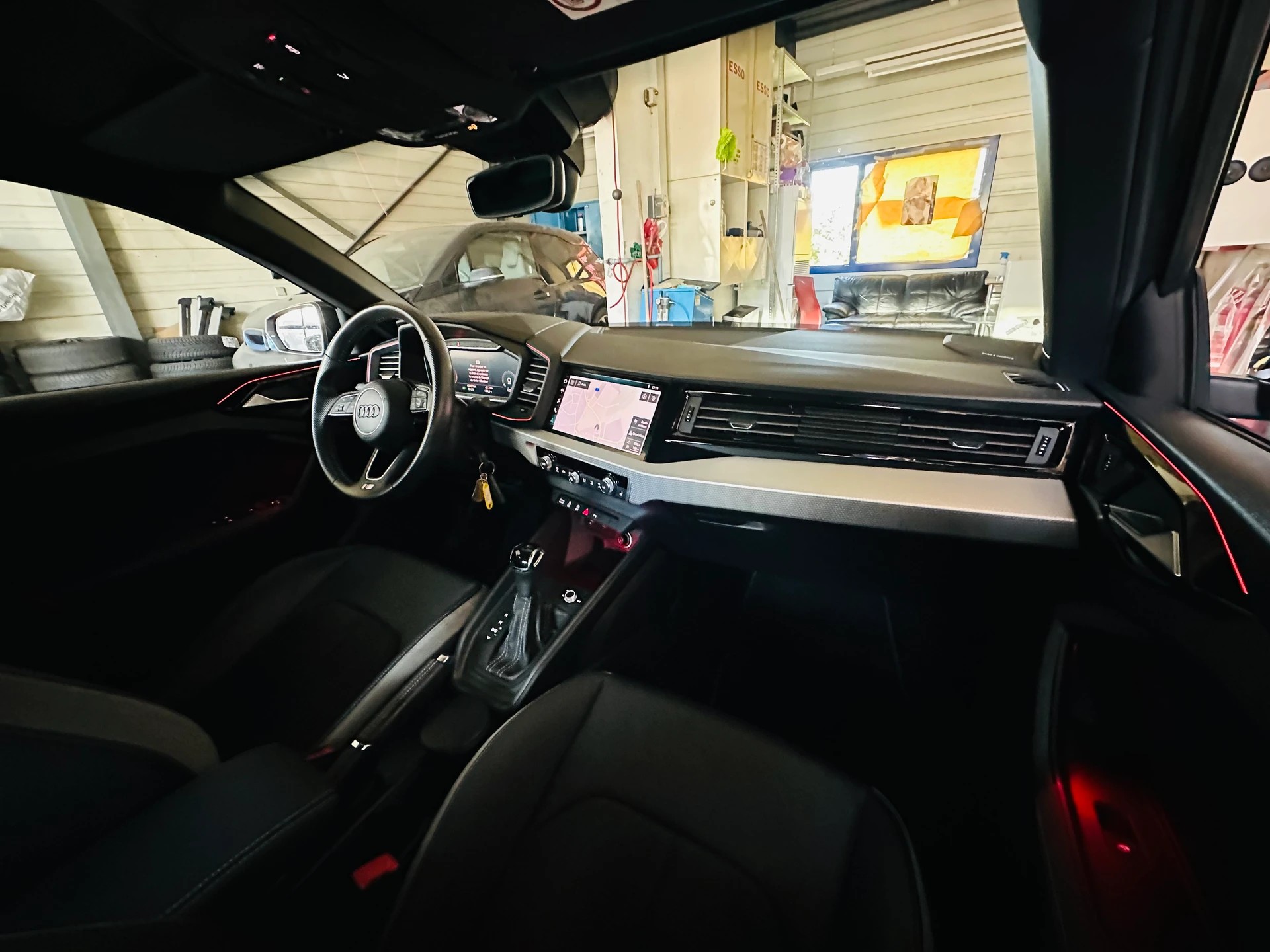 AUDI A1 Sportback 30 TFSI S Line Attraction S-tronic-image-15