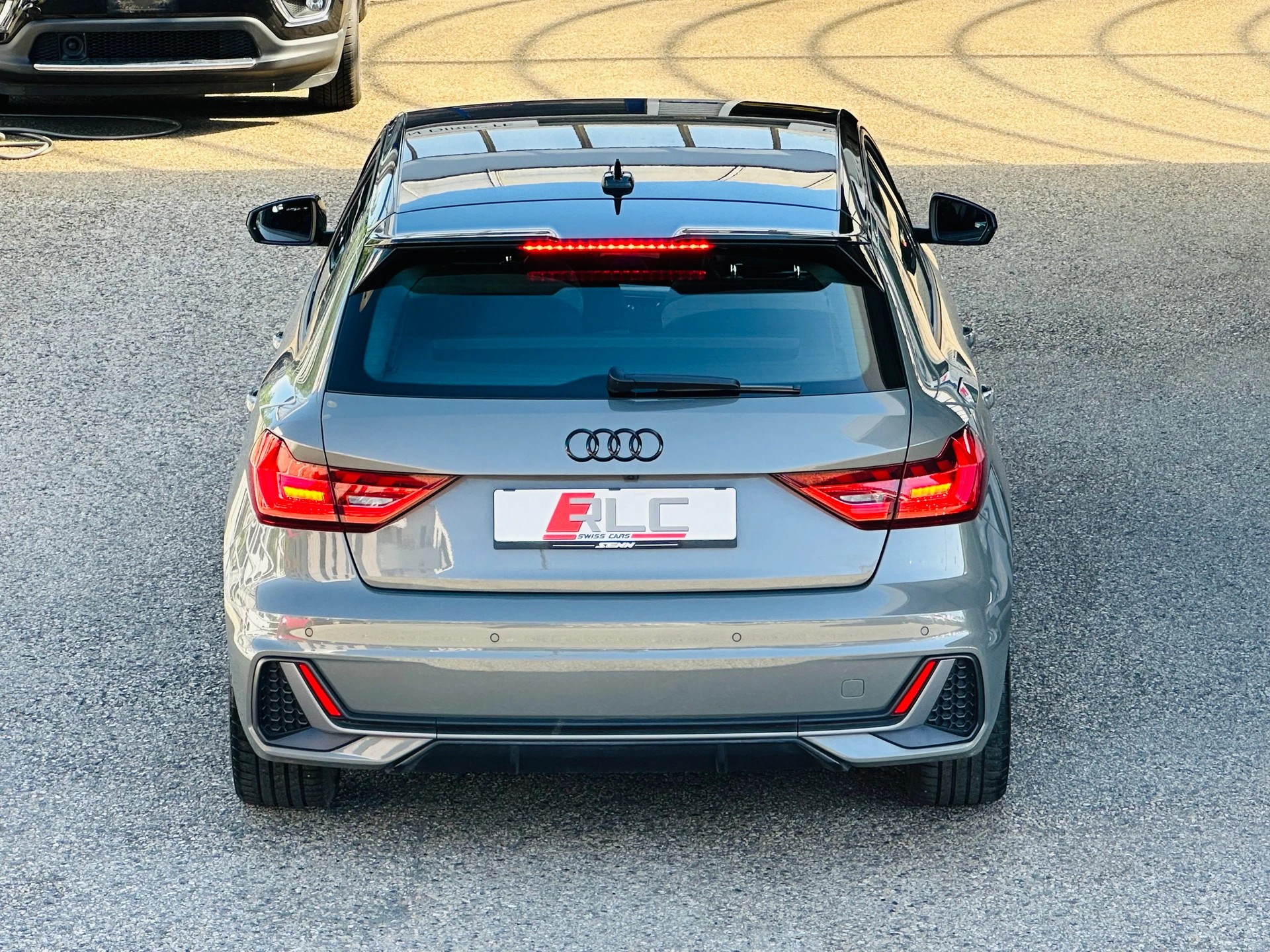 AUDI A1 Sportback 30 TFSI S Line Attraction S-tronic-image-11