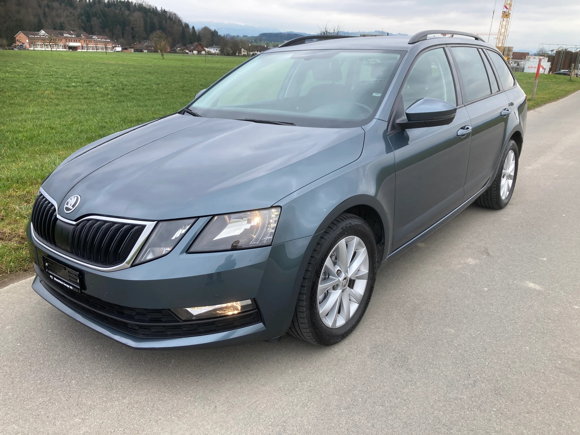 SKODA Octavia Combi 2.0 TDI Ambition 4x4 DSG-image-0