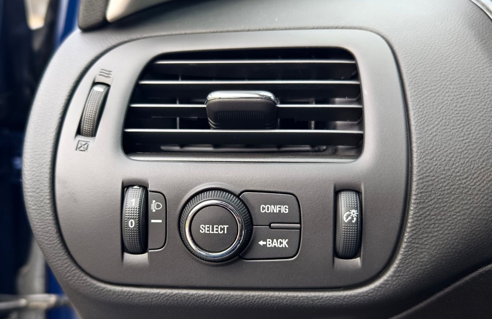 OPEL Ampera E-REV-image-14