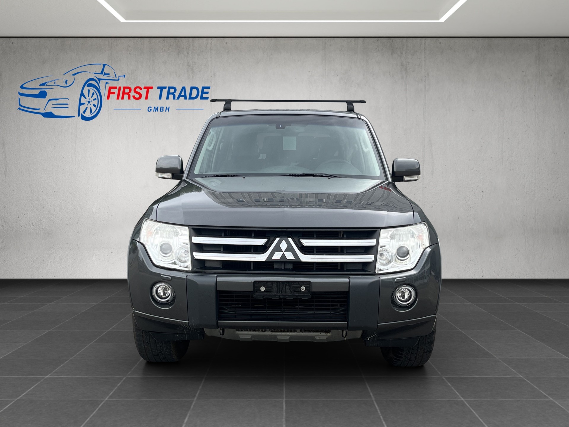 MITSUBISHI Pajero 3.2 DI-D Swiss Edition Automatic-image-1