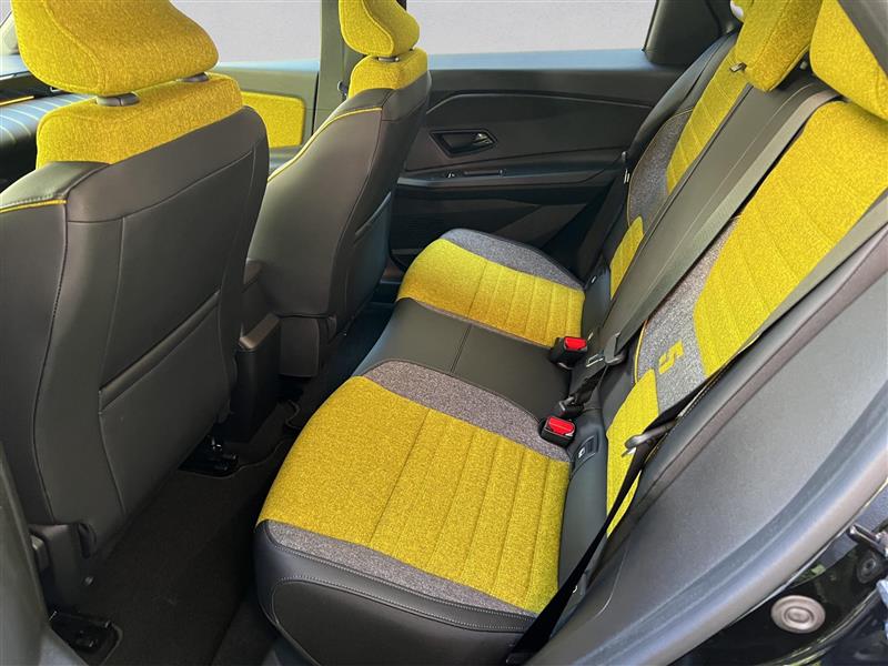 RENAULT R5 E-Tech Comfort Range 52 kWh Iconic Five-image-5