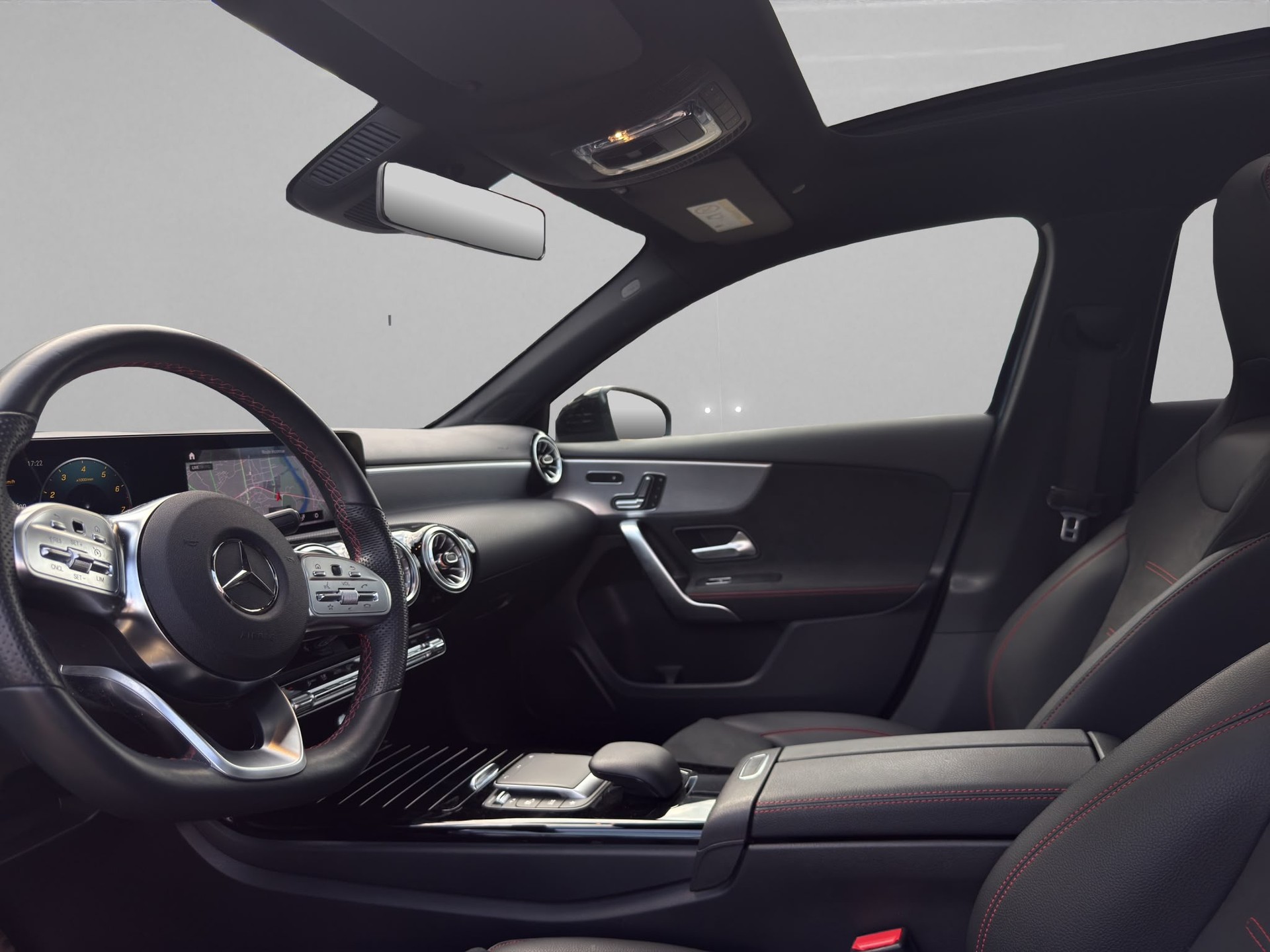 MERCEDES-BENZ A 250 4Matic AMG Line 4Matic 7G-DCT-image-6
