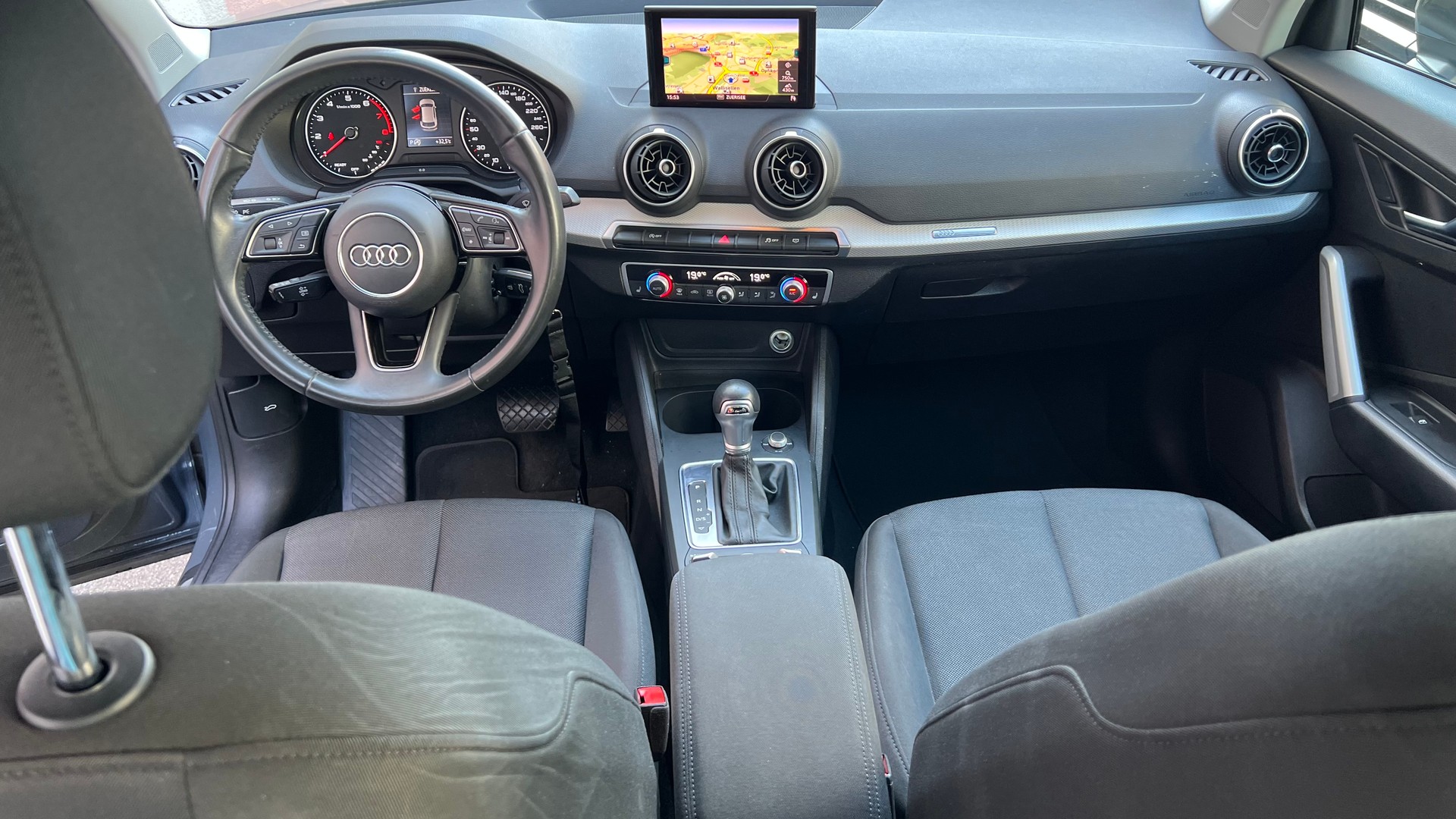 AUDI Q2 35 TFSI Sport S-tronic-image-5