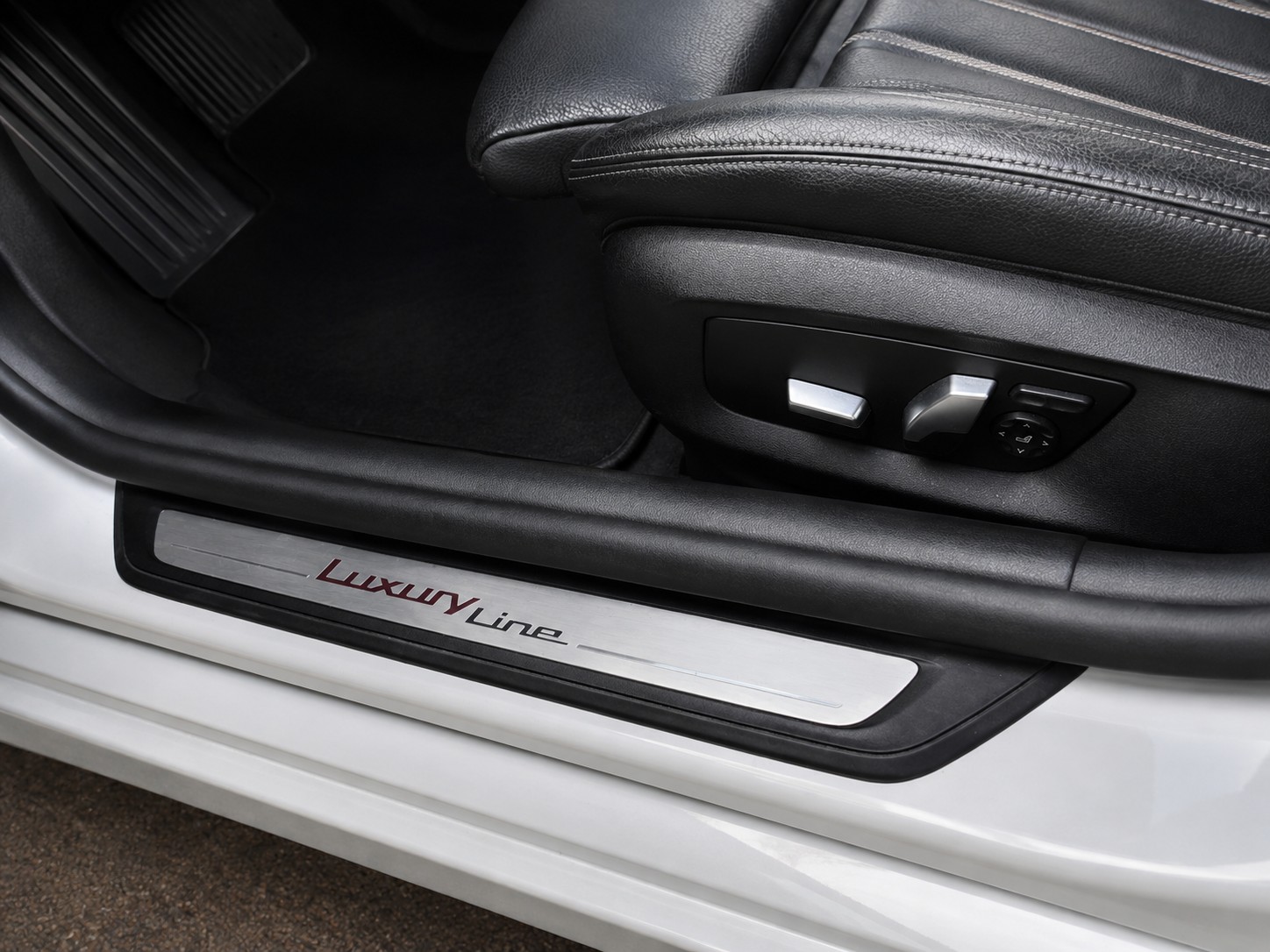 BMW 530d xDrive Luxury Line Steptronic | 2.Hand | CH |-image-6