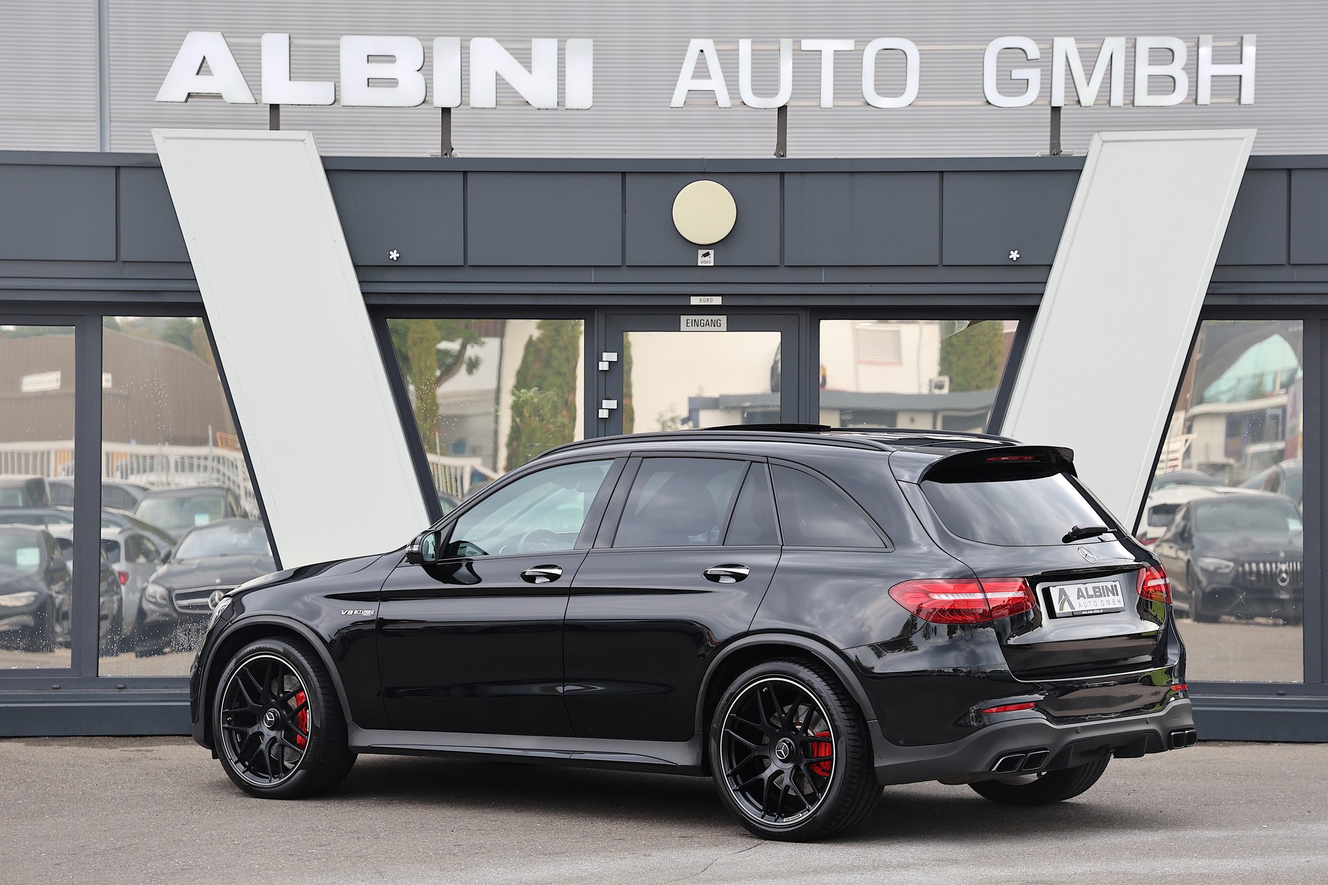 MERCEDES-BENZ GLC 63 S AMG 4m+-showroom-element-3