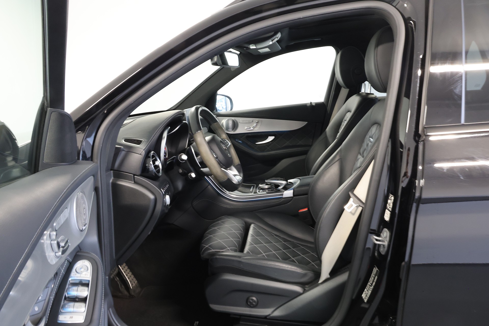 MERCEDES-BENZ GLC 63 S AMG 4m+-image-5