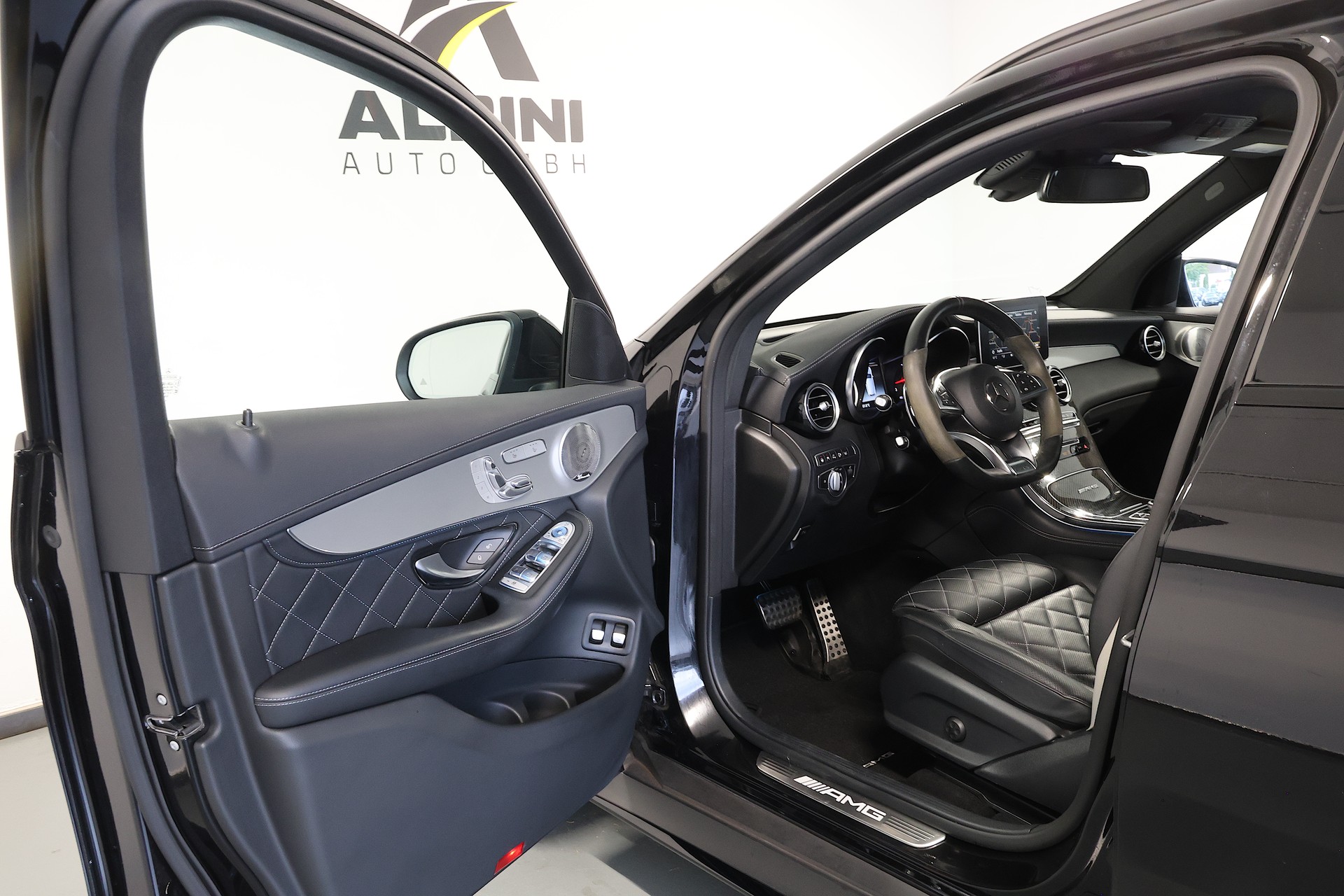MERCEDES-BENZ GLC 63 S AMG 4m+-image-4