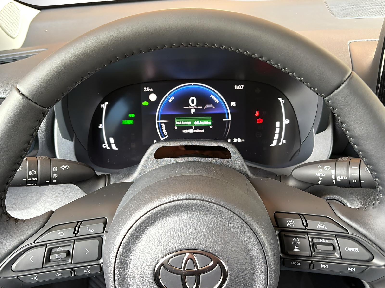 TOYOTA Yaris 1.5 VVT-i HSD Trend-image-9