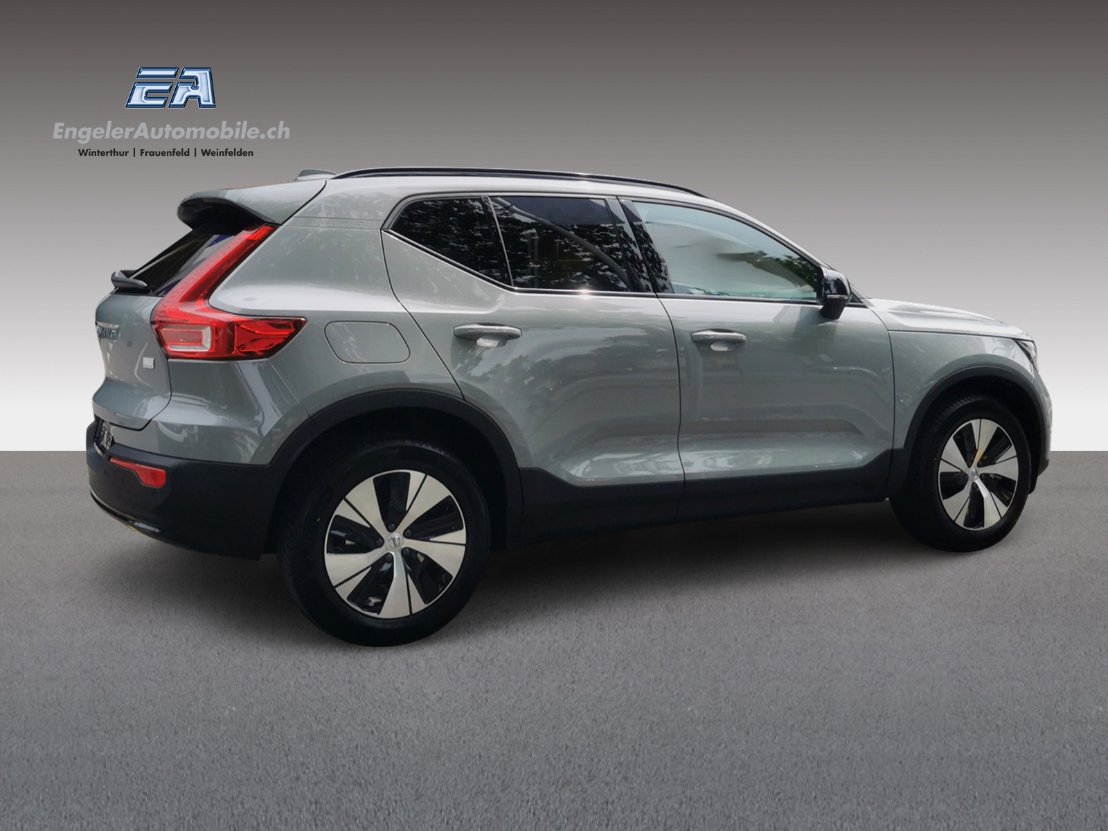 VOLVO XC40 1.5 T4 PiH Plus Dark-image-7
