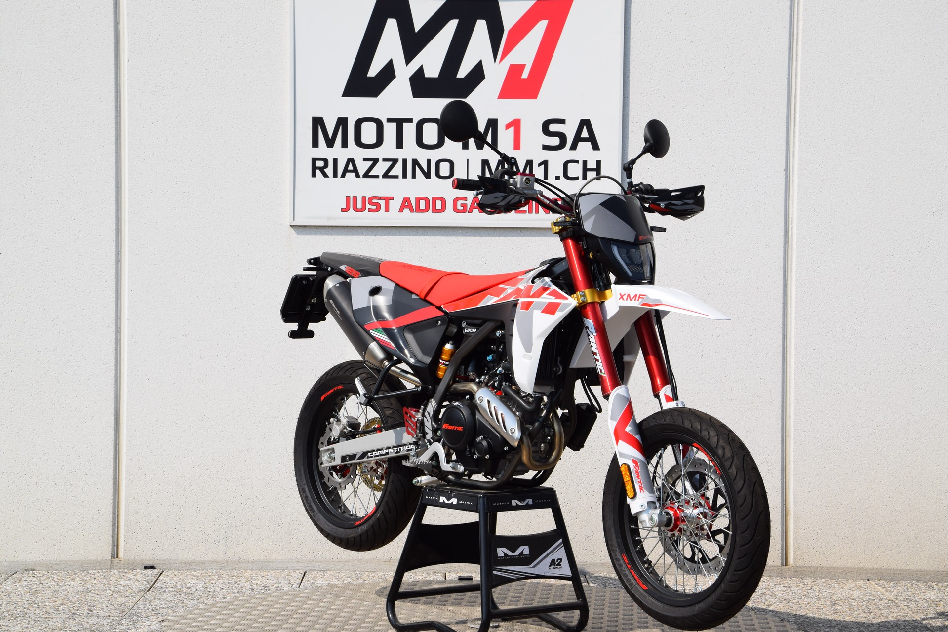 FANTIC XMF 125 Competition-showroom-element-1