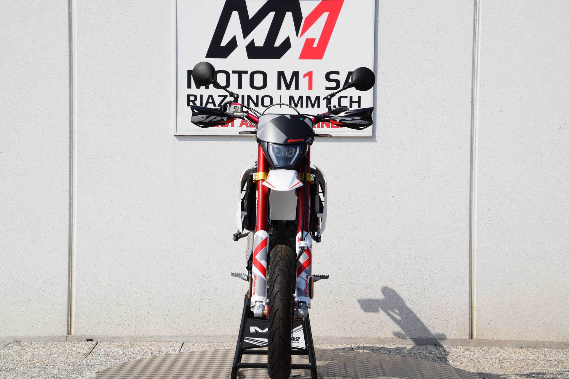 FANTIC XMF 125 Competition-showroom-element-2