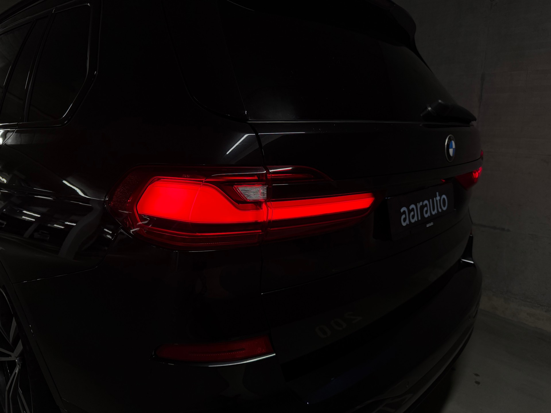 BMW X7 xDrive 30d Steptronic-image-7