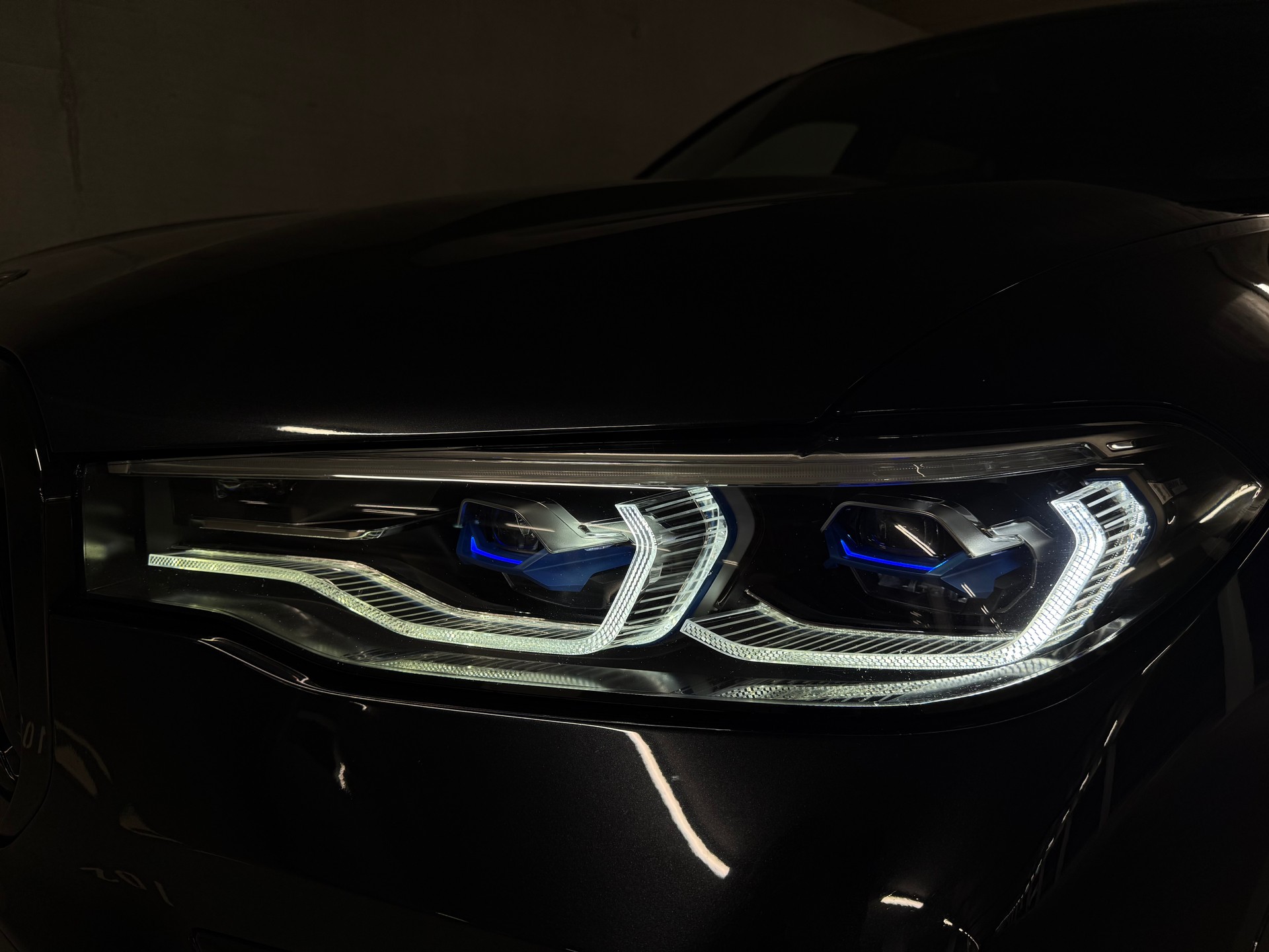 BMW X7 xDrive 30d Steptronic-image-6