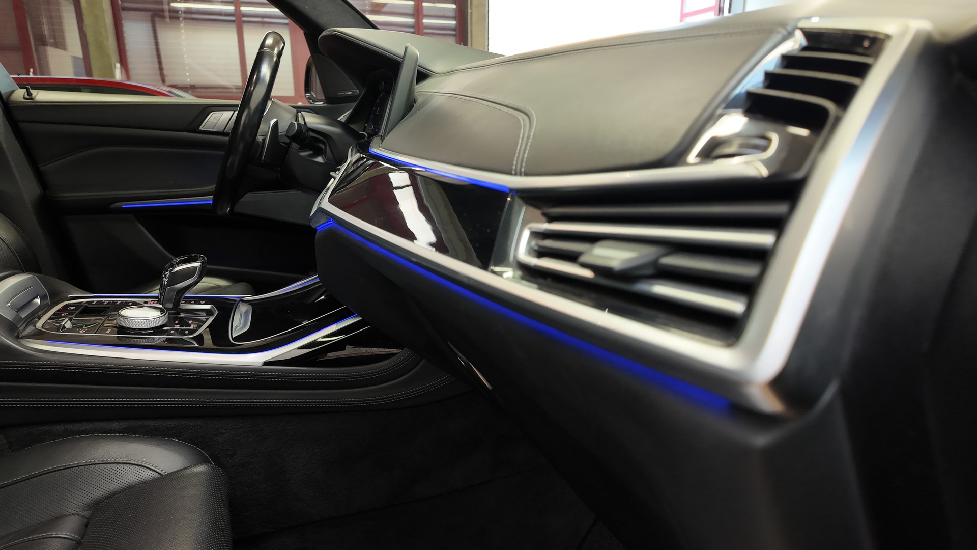 BMW X7 xDrive 30d Steptronic-image-17