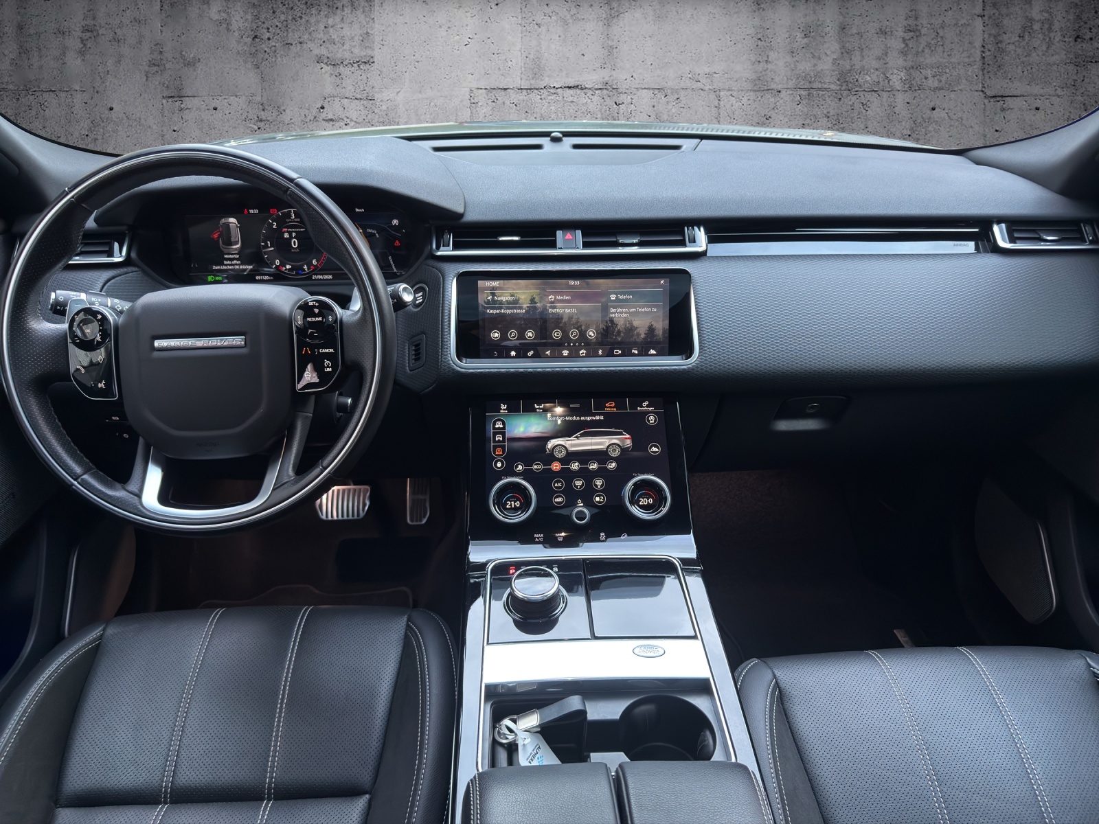 LAND ROVER Range Rover Velar R-Dynamic D 240 Automatic *CH-Fahrzeug*-image-8