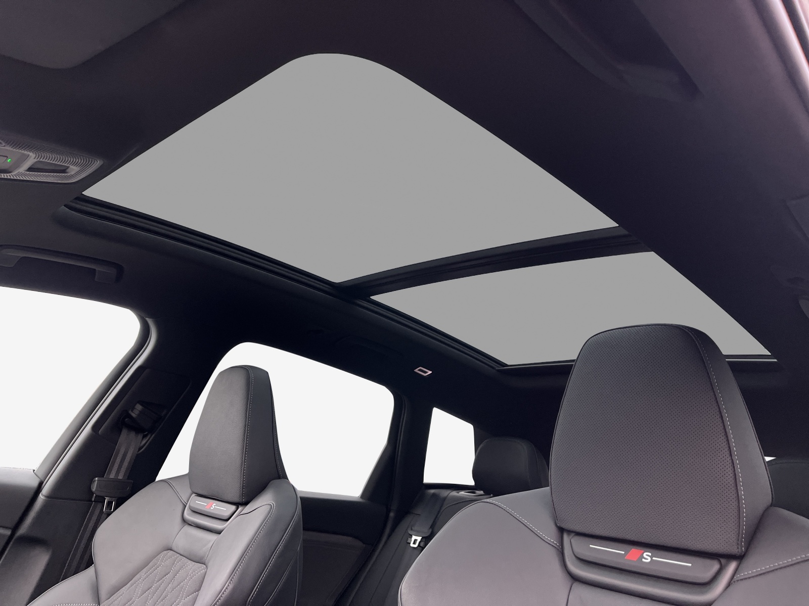 AUDI Q6 e-tron quattro-image-16