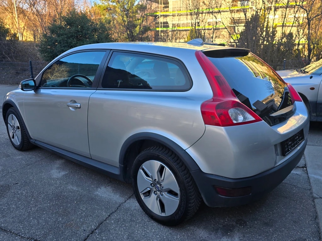 VOLVO C30 1.6D Kinetic-image-5