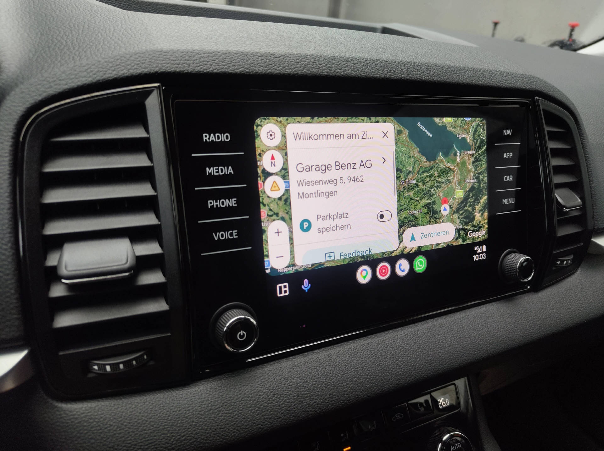 SKODA Karoq 1.5 TSI Selection DSG-image-8