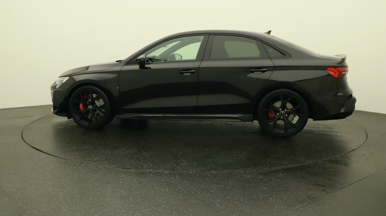 AUDI RS3 Limousine 2.5 TSI quattro S-tronic-image-1