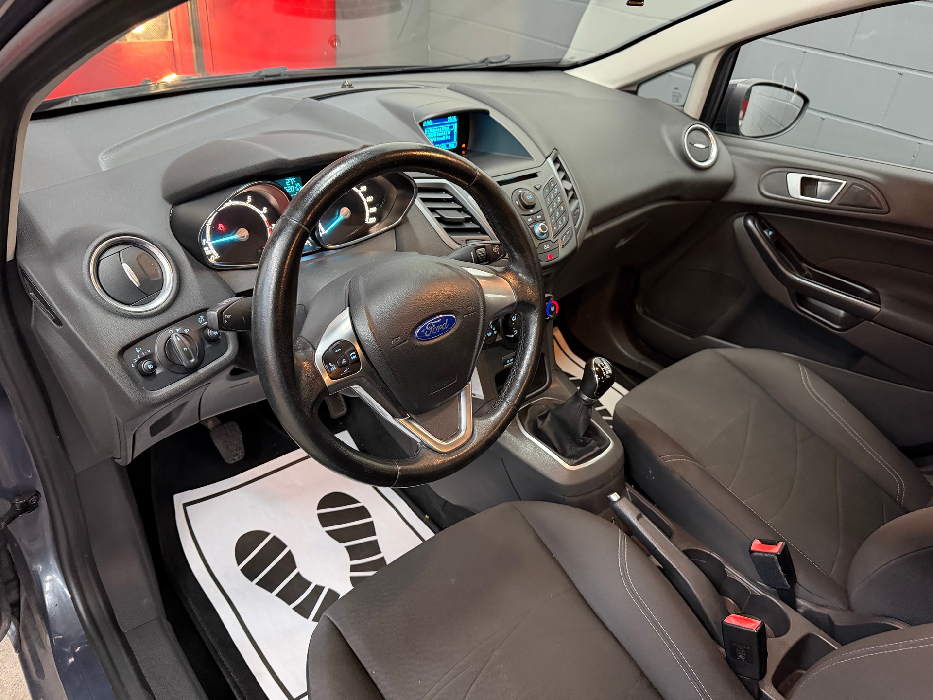 FORD Fiesta 1.0 SCTi Titanium //NEU AB MFK!-image-9