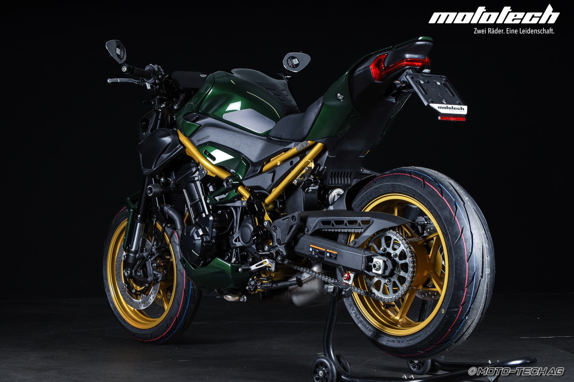 KAWASAKI Z 900 (35/91kW) STAGE 1 El Dorado Green-showroom-element-3