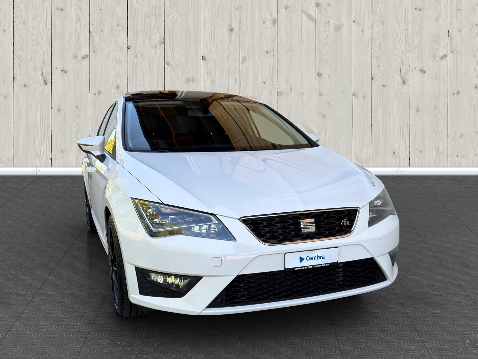 SEAT Leon 2.0 TDI FR Viva DSG-image-1