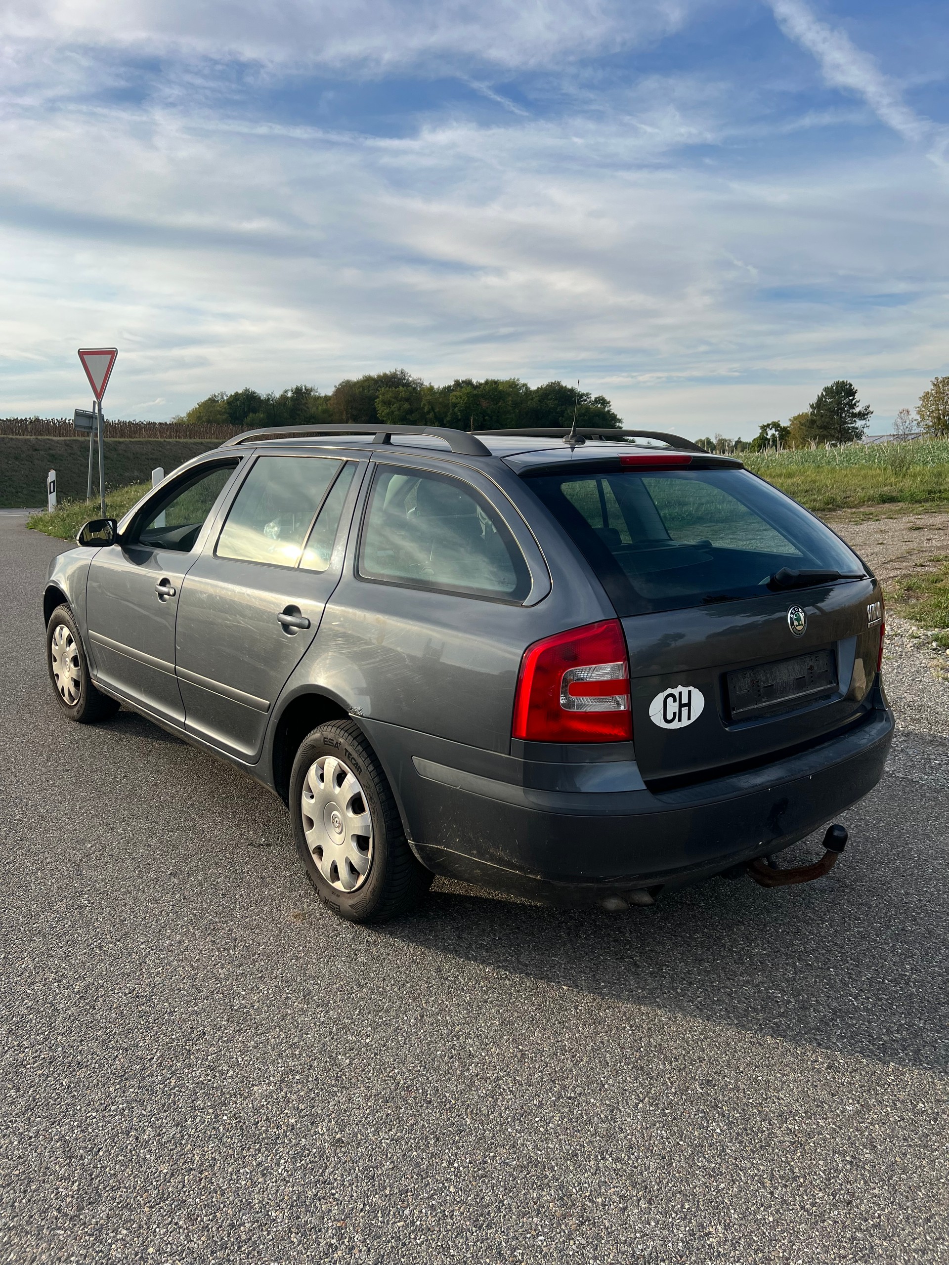 SKODA Octavia 1.9 TDI Adventure 4x4-image-6