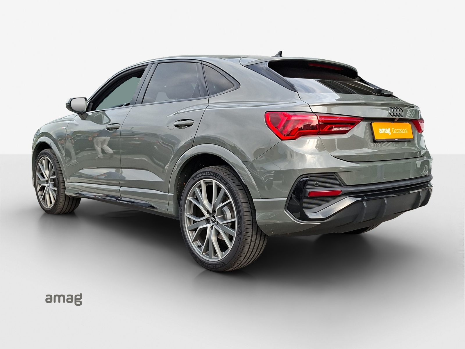 AUDI Q3 Sportback 35 TFSI S line Attraction S-tronic-image-2