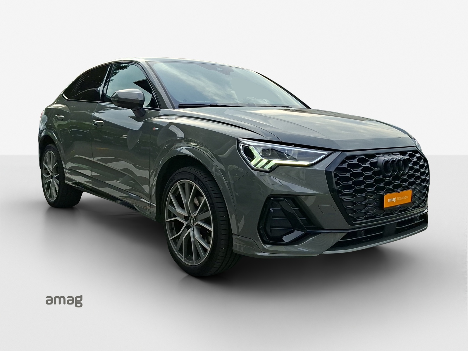 AUDI Q3 Sportback 35 TFSI S line Attraction S-tronic-image-5