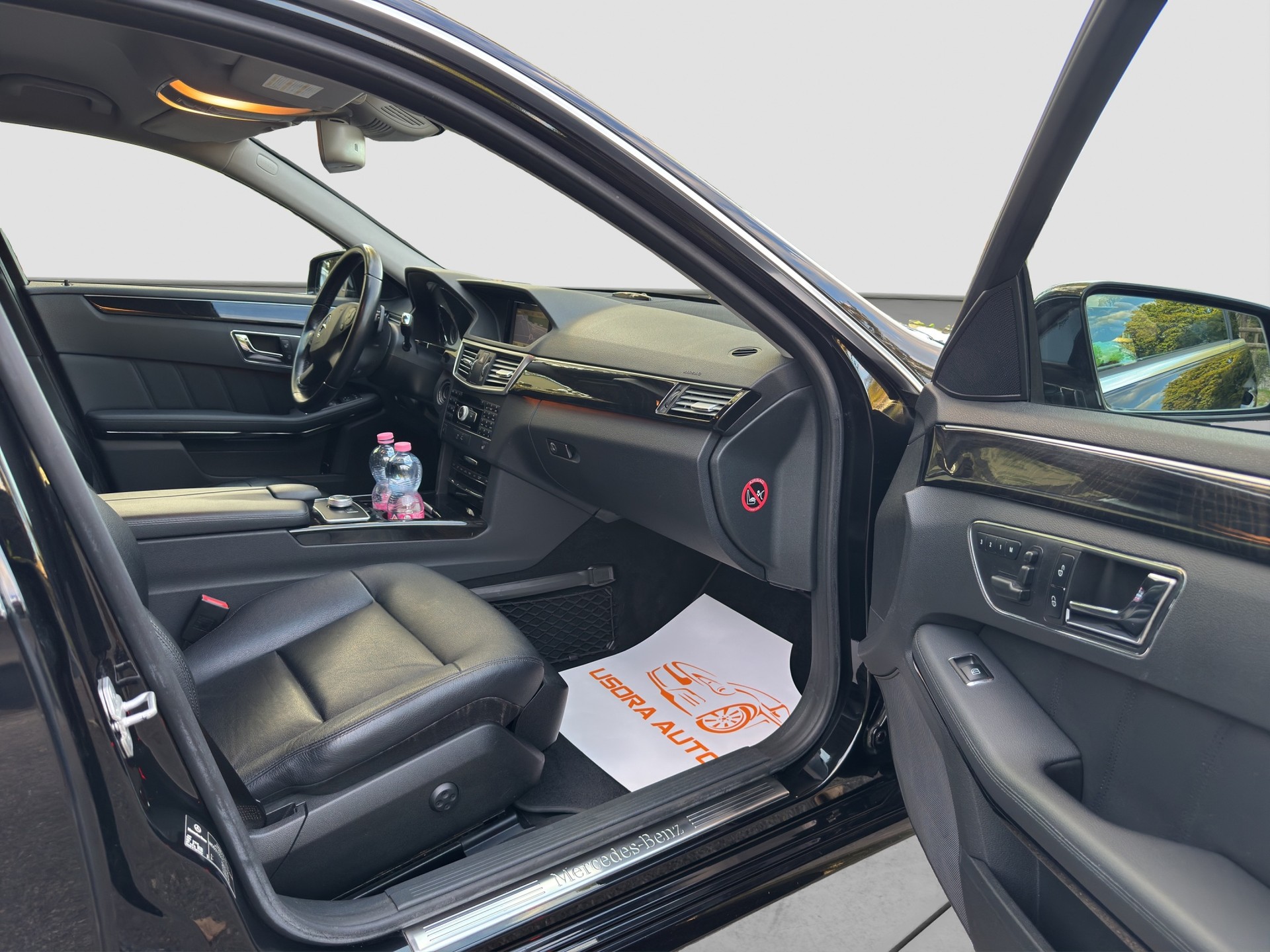 MERCEDES-BENZ E 300 CDI BlueEfficiency Avantgarde 7G-Tronic-image-11