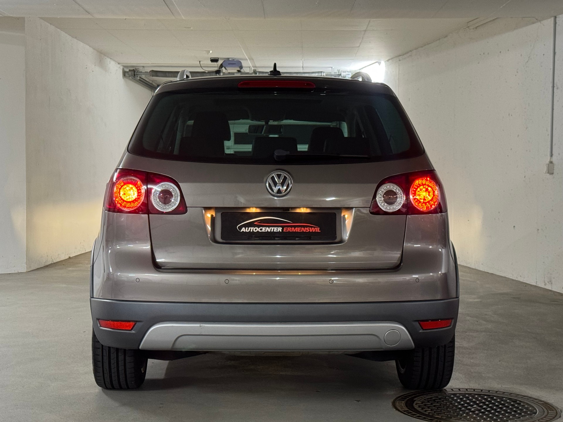 VW Golf Plus Cross 1.4 TSI Highline 1-Hand-image-5